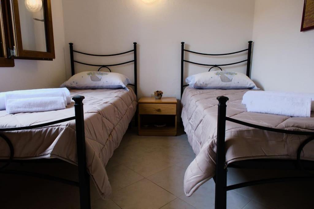 Two-Bedroom House photo 3