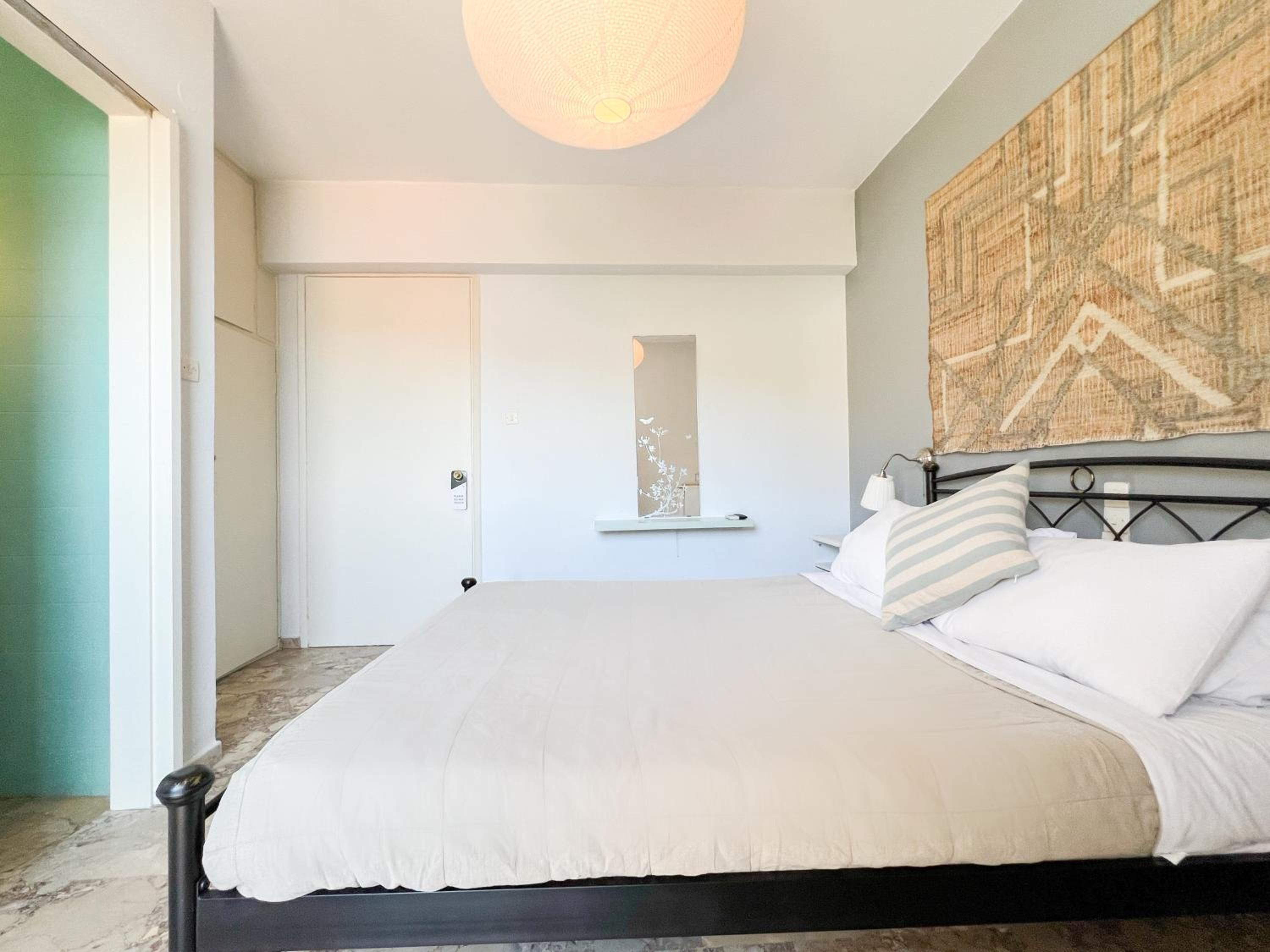 Standard Double or Twin Room with Sea View - Photo 2