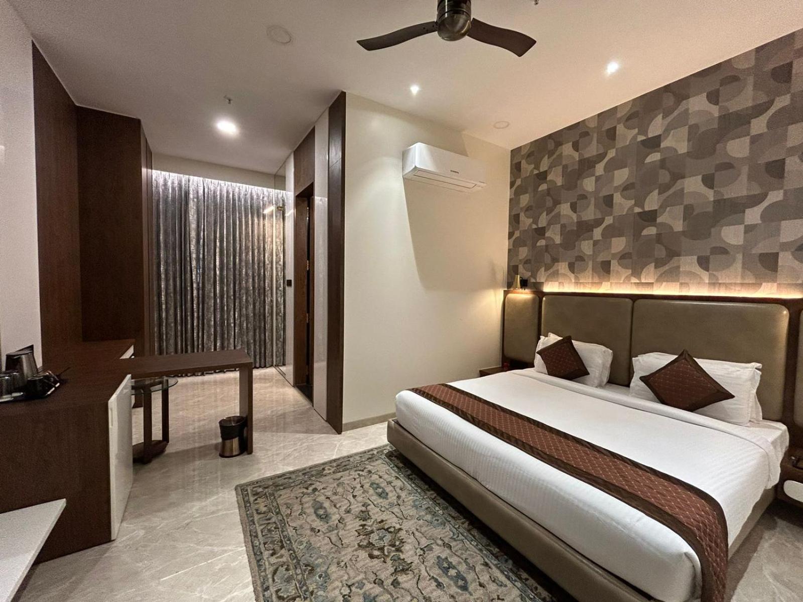 Superior Double Room photo 1