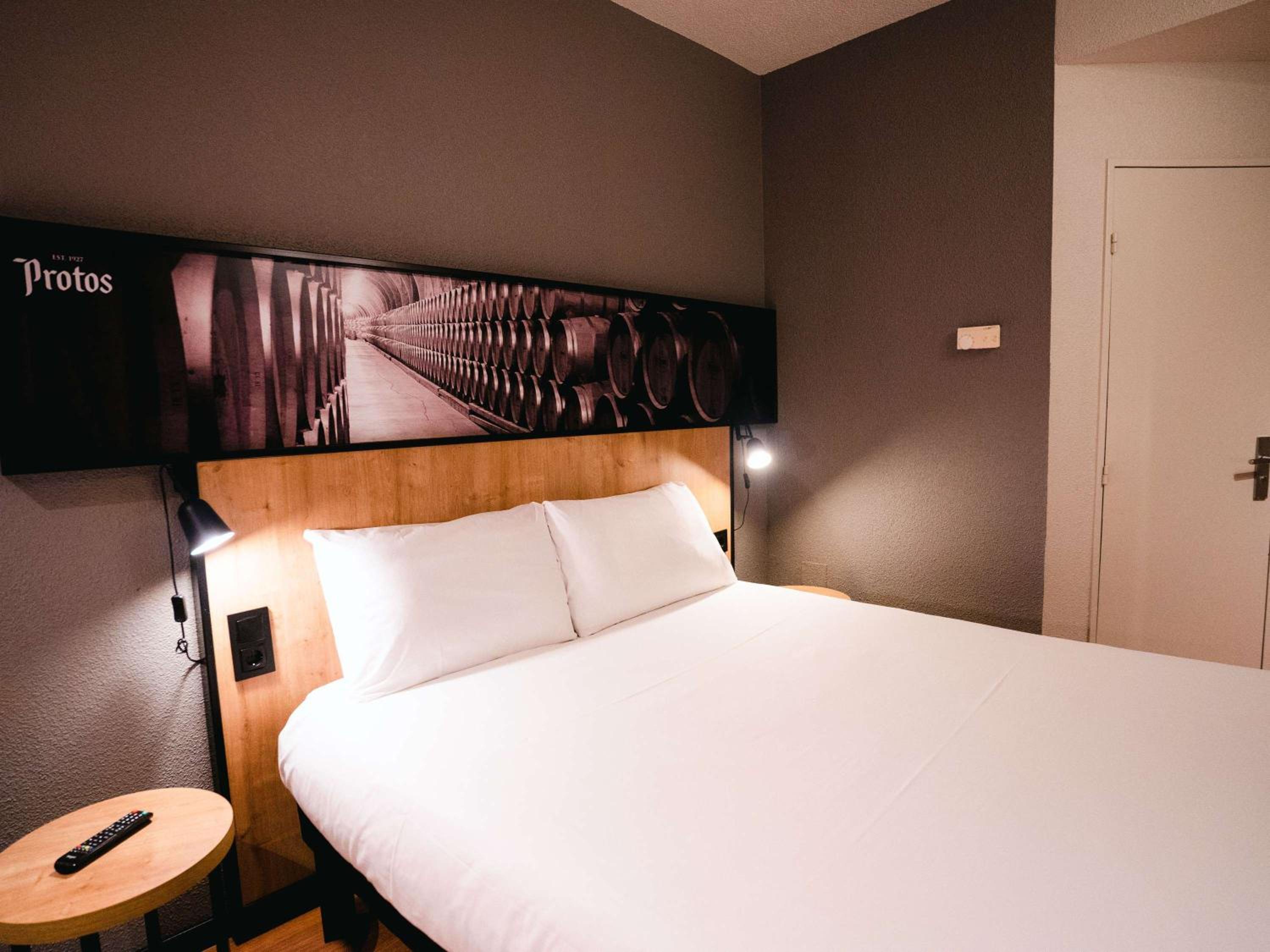 Double Room - Photo 18