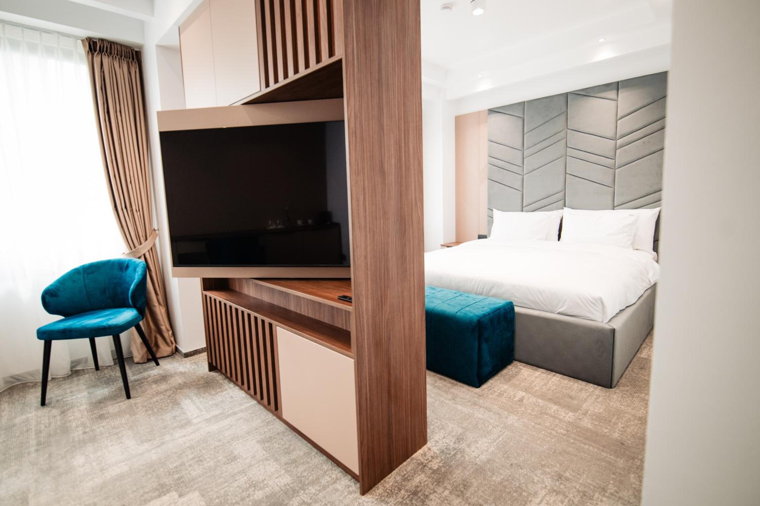 King Room with Garden View