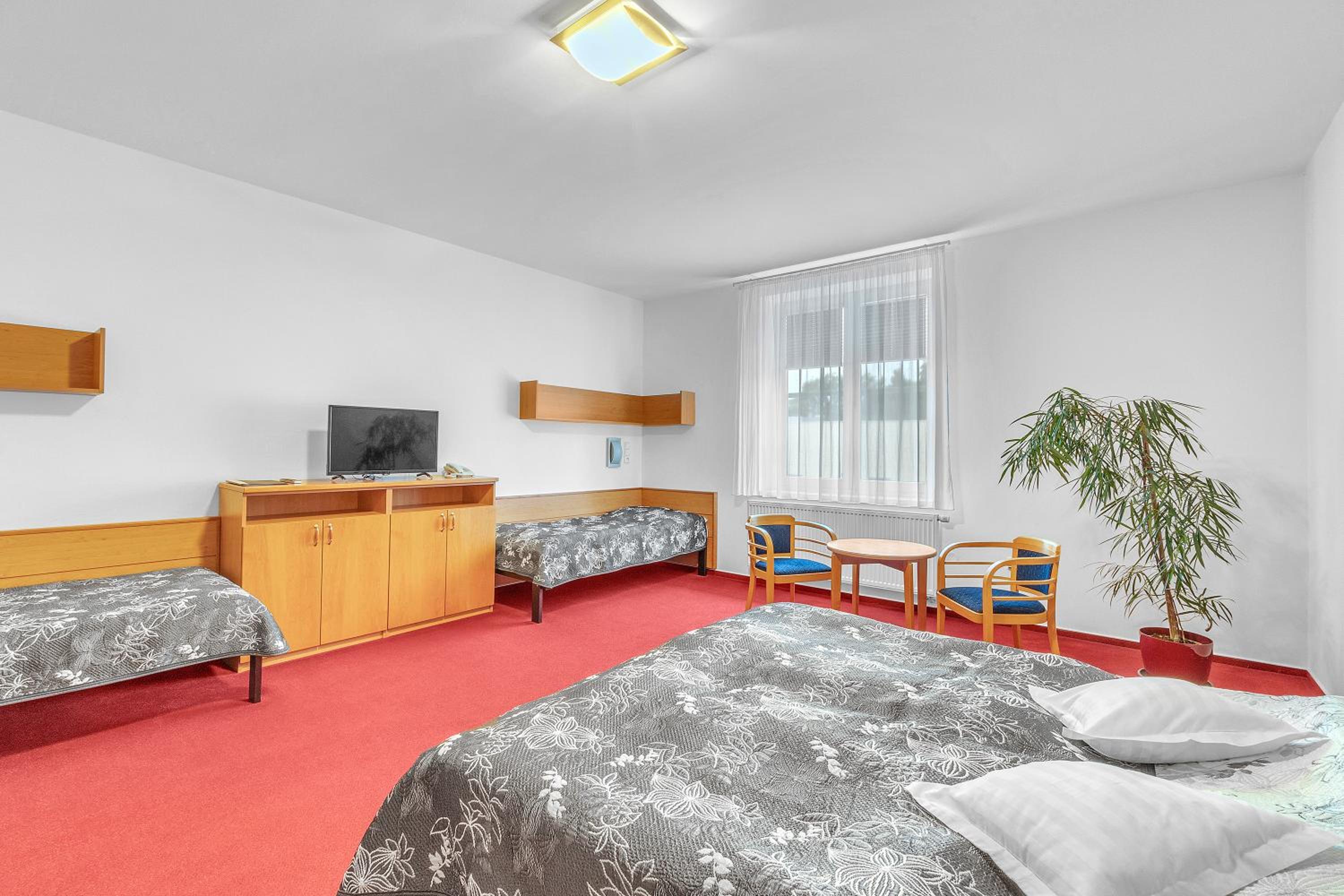 Quadruple Room - Photo 2