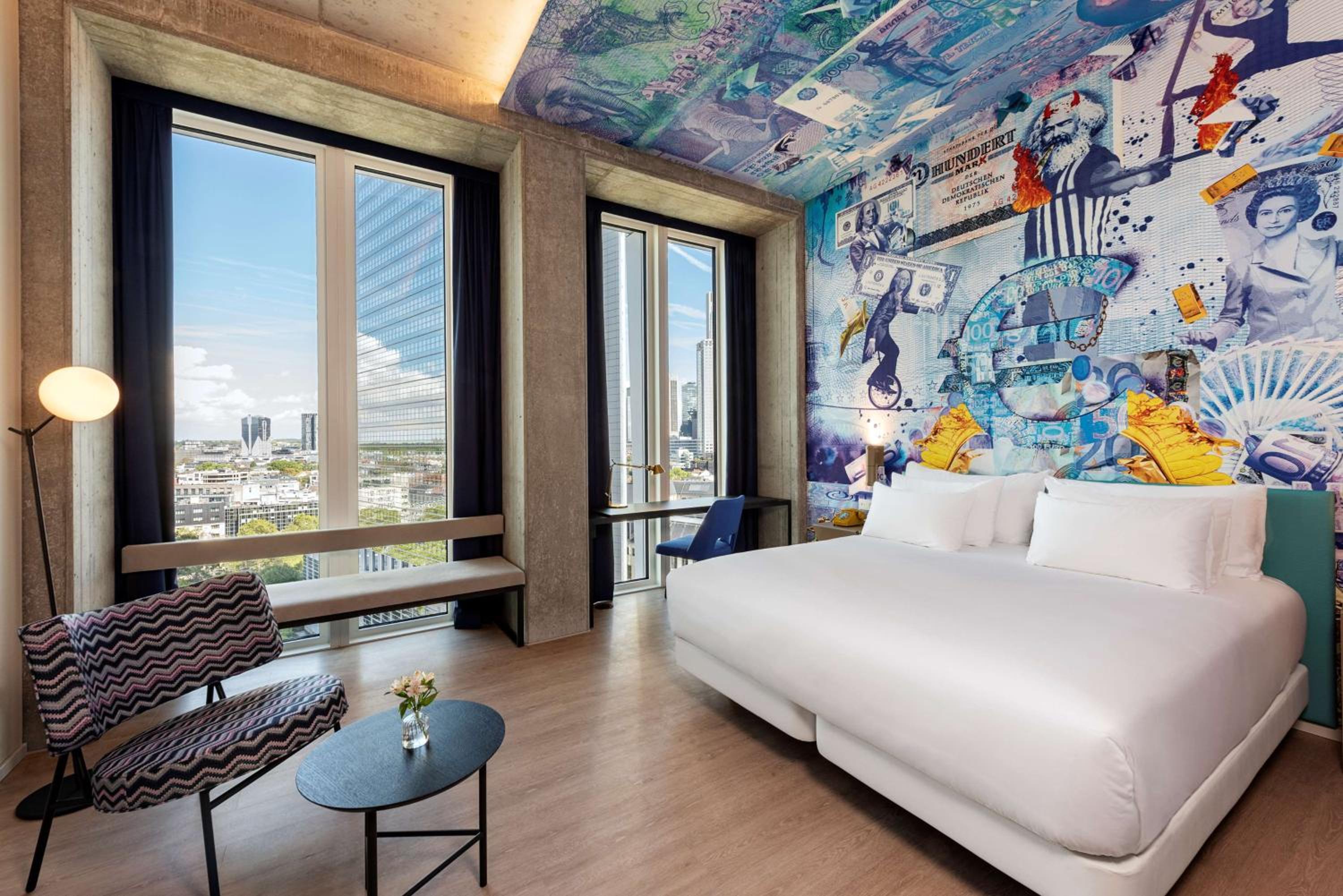 nhow Premium Room - Photo 1