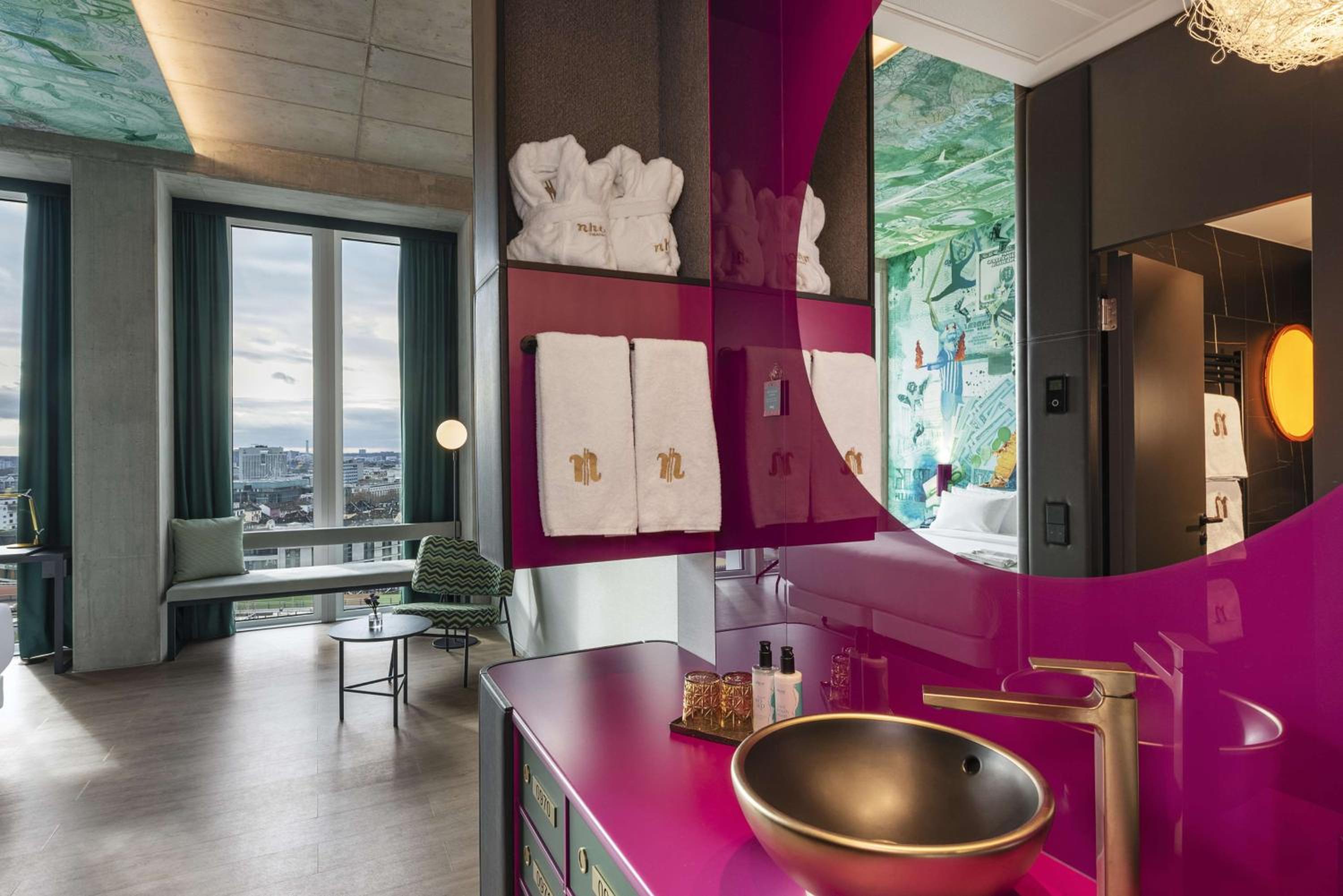 nhow Premium Room - Photo 3