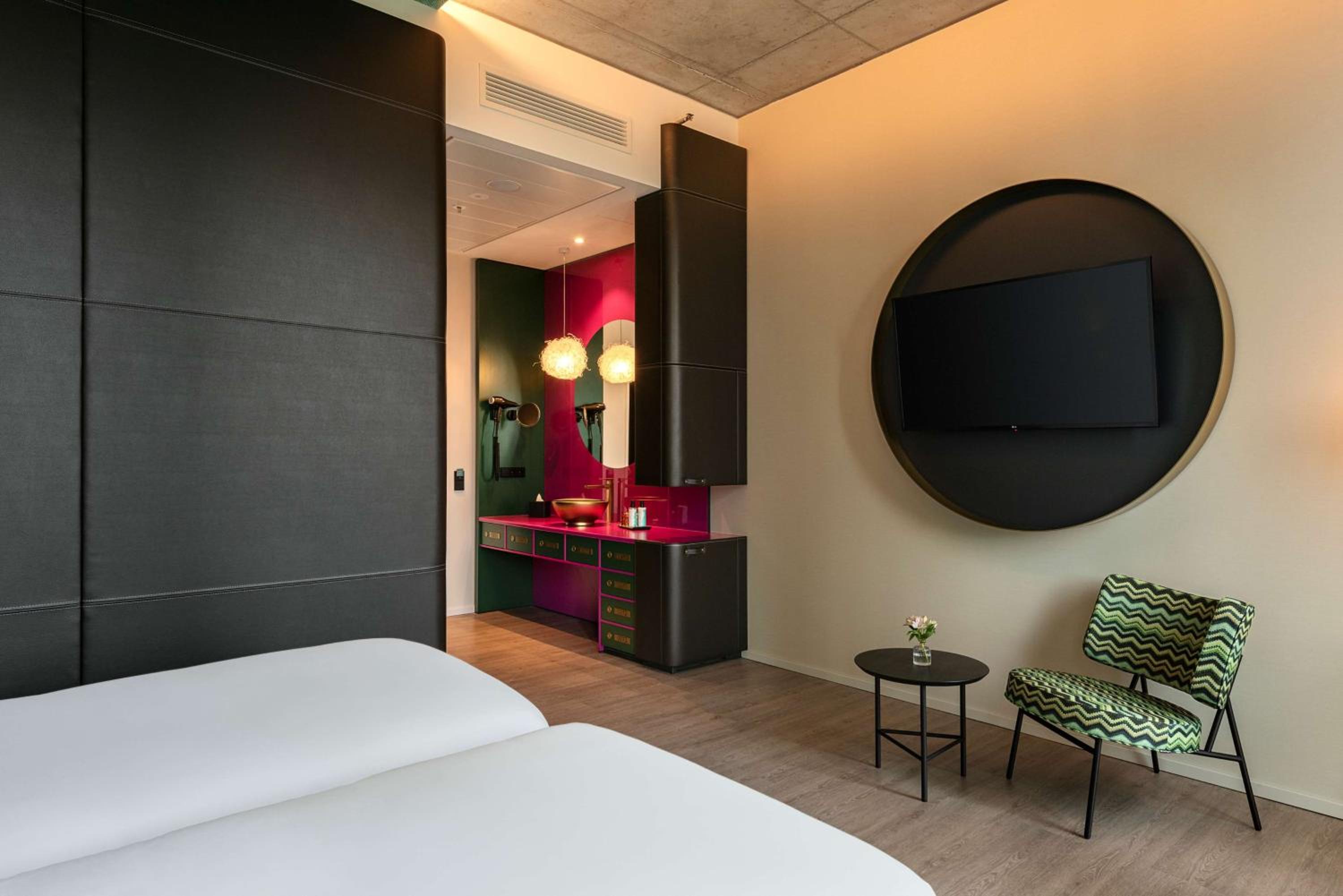 nhow Room - Photo 5
