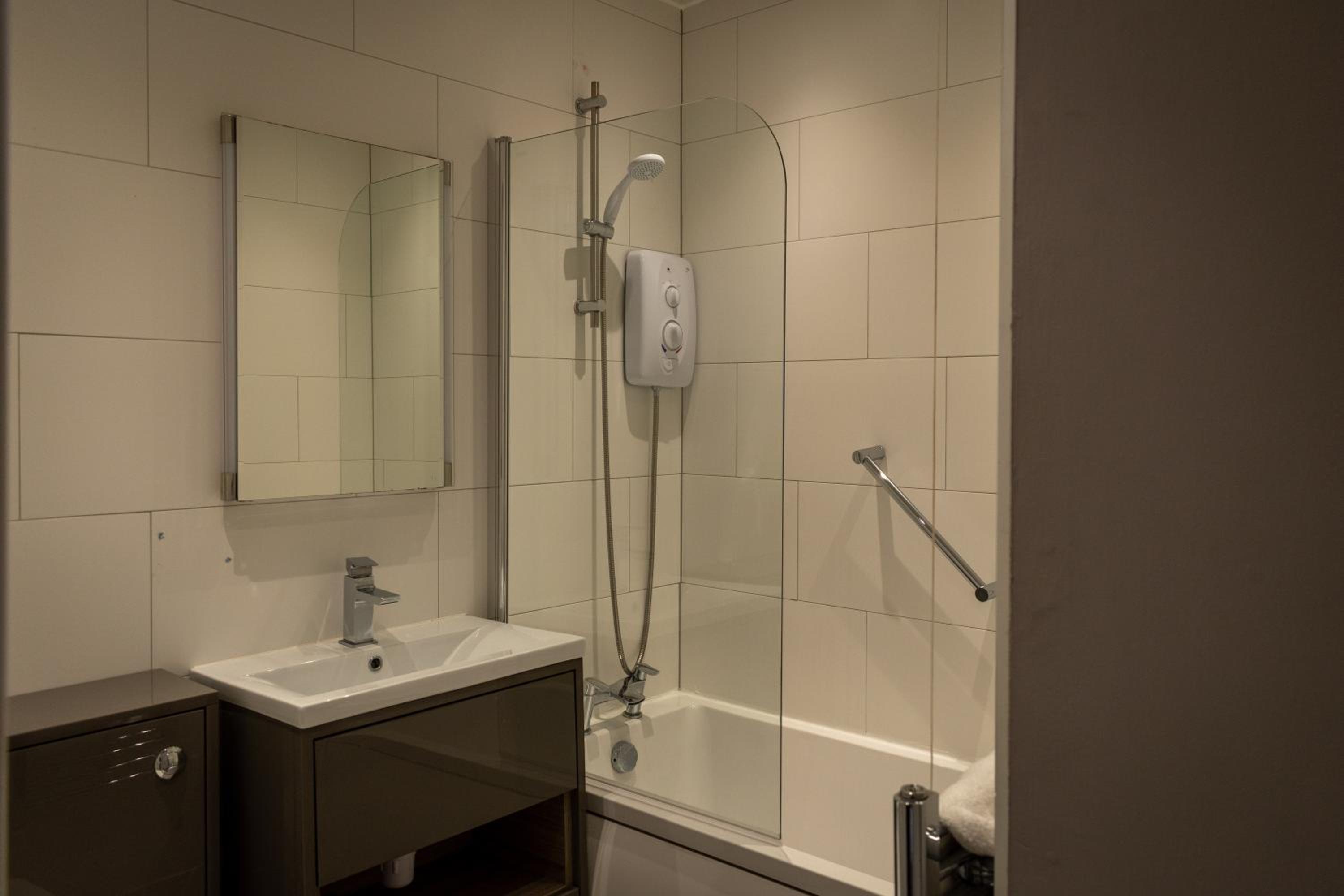 Double Room - Photo 4