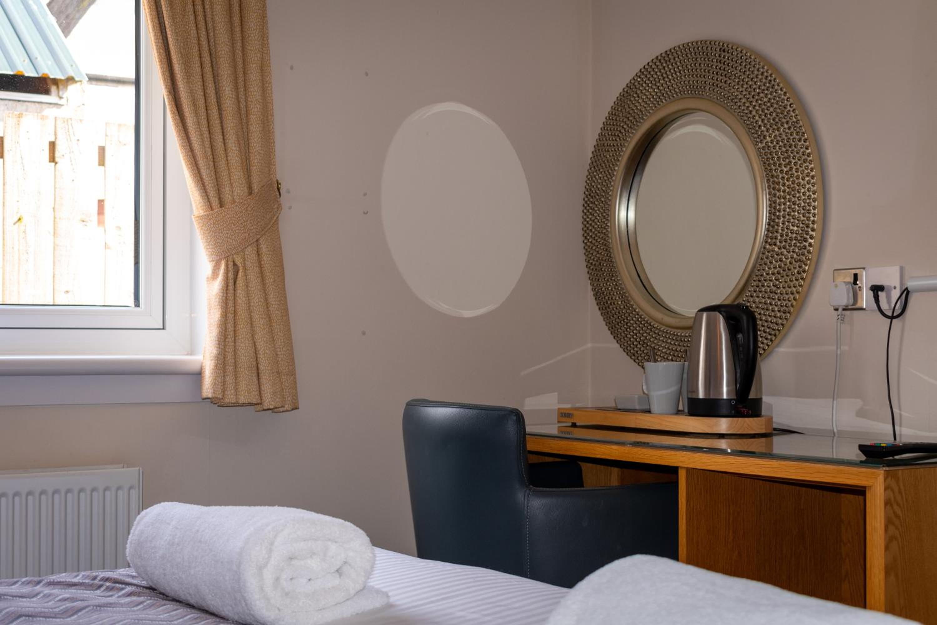 Standard Double Room - Photo 4