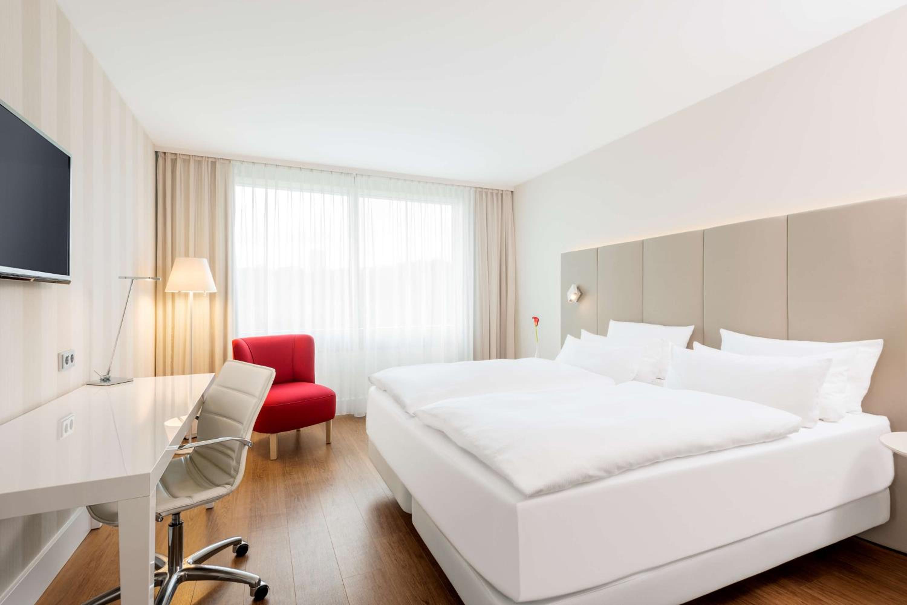 Superior Double or Twin Room - Photo 1