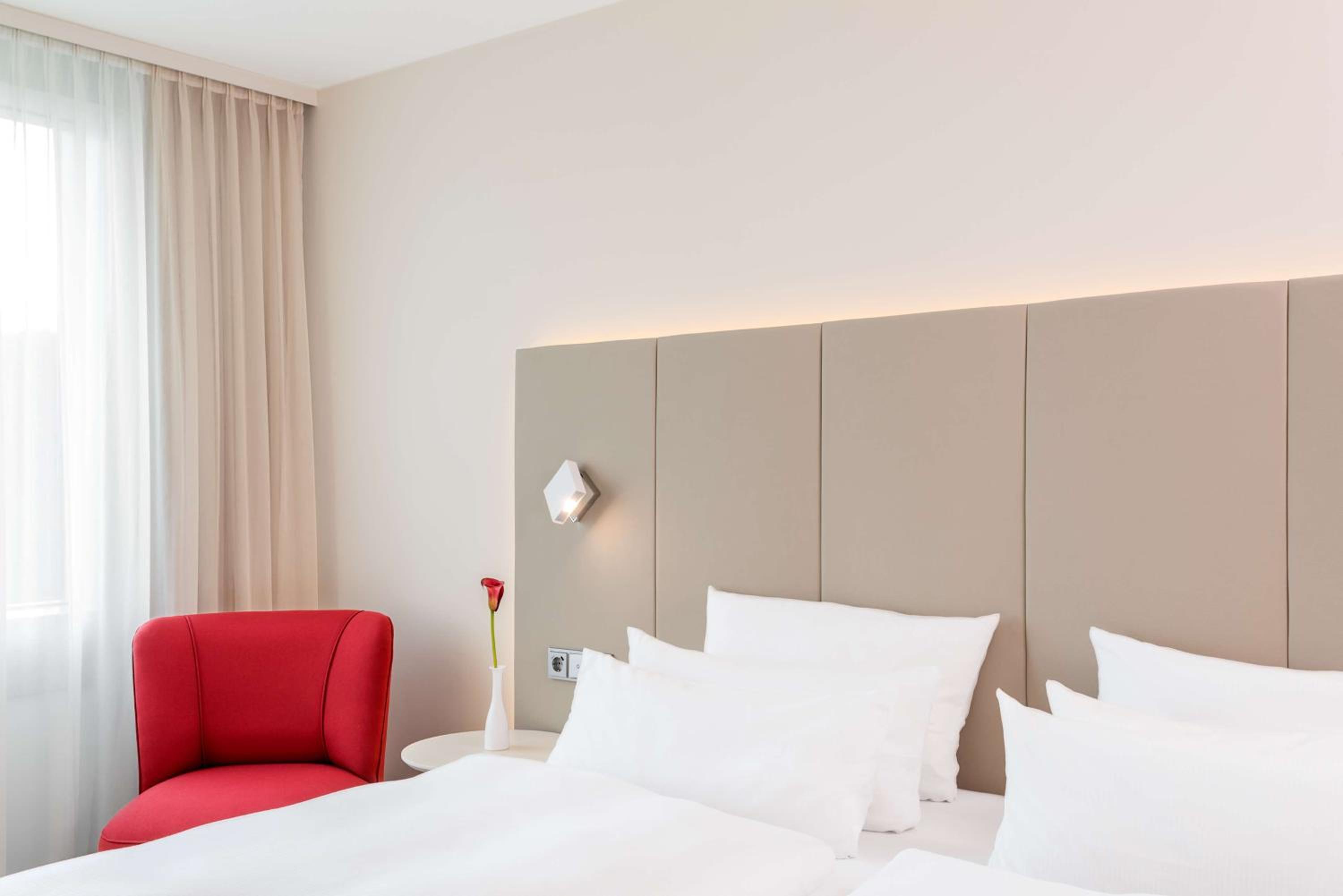 Superior Double Room with Park View - Photo 5