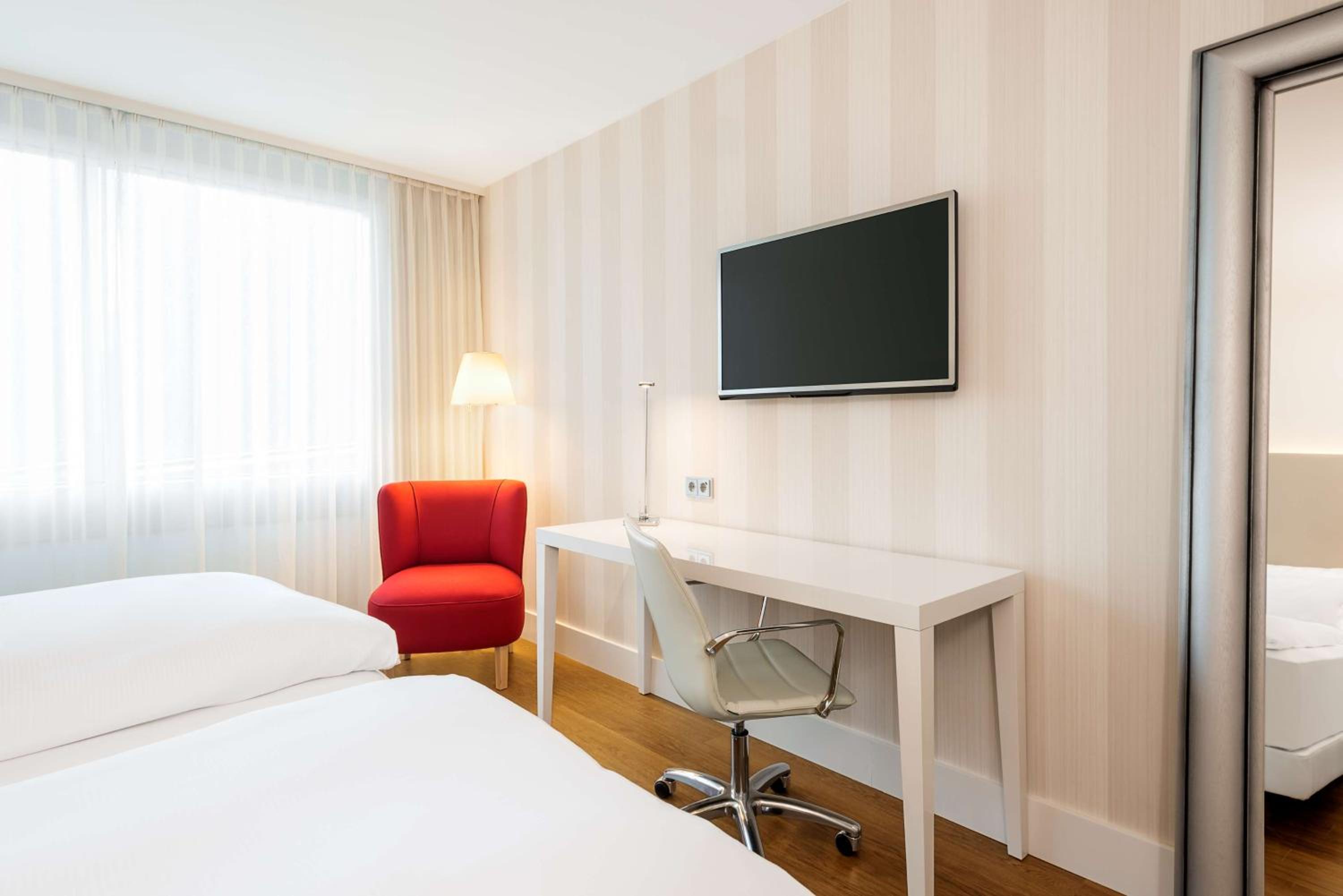 Superior Double or Twin Room - Photo 5