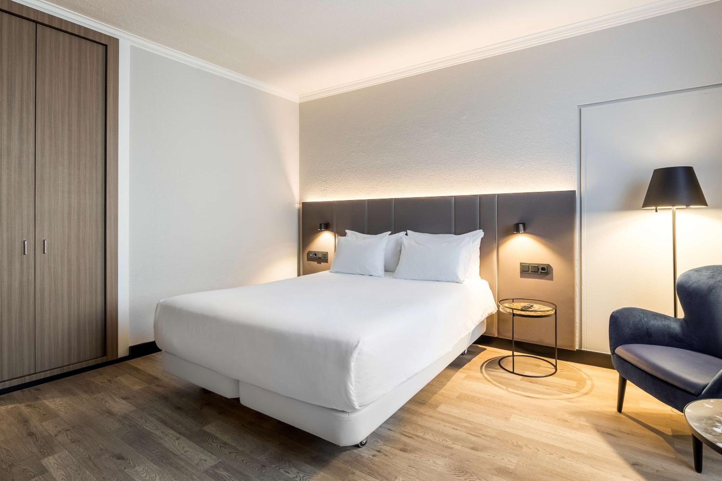 Superior Double or Twin Room - Photo 4