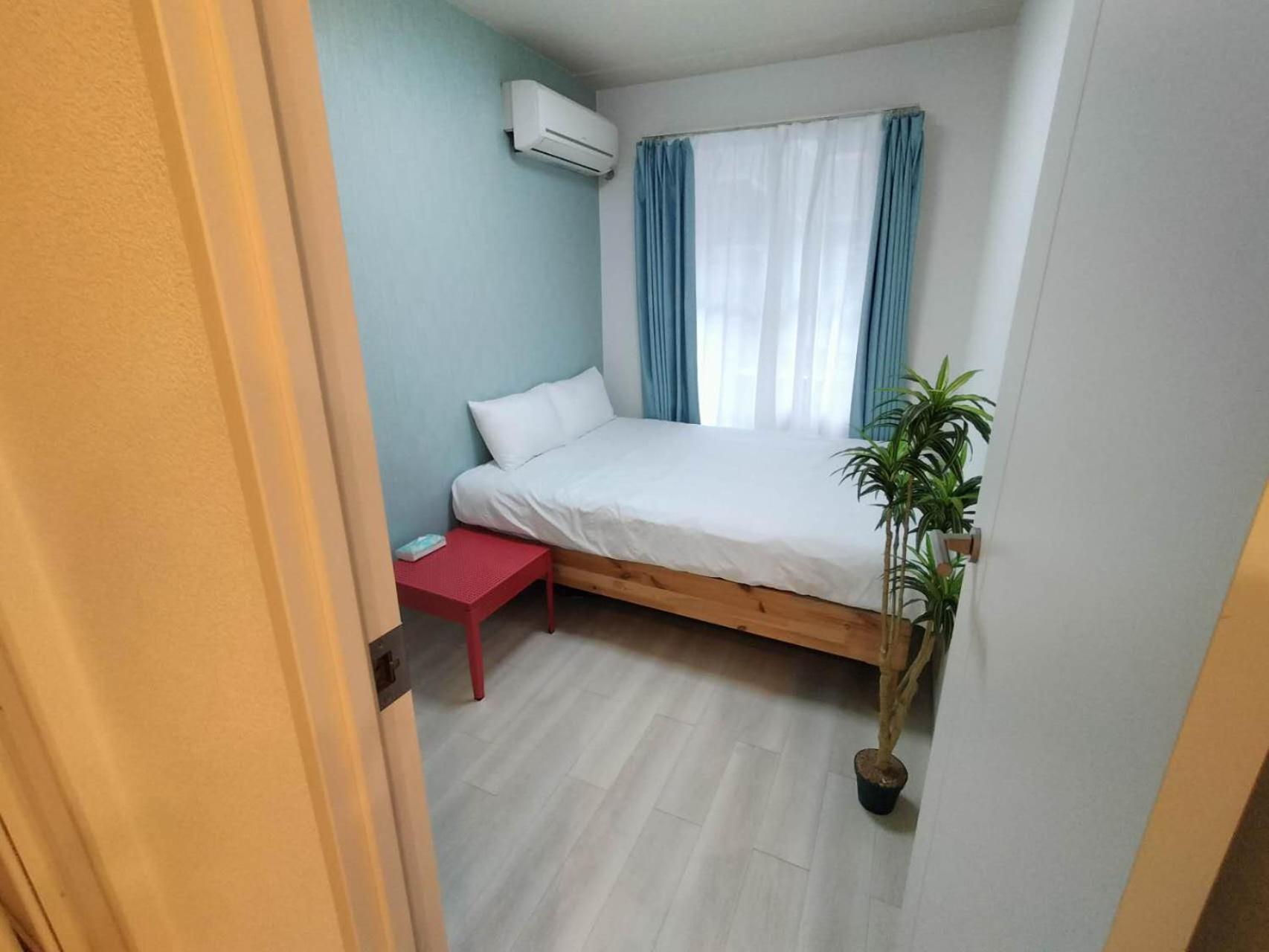 Double or Twin Room with Balcony photo 2