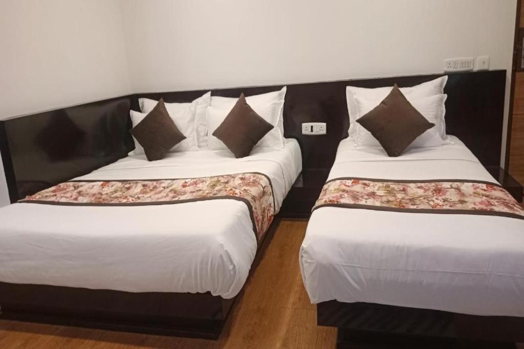 Deluxe Family Room - Photo 3