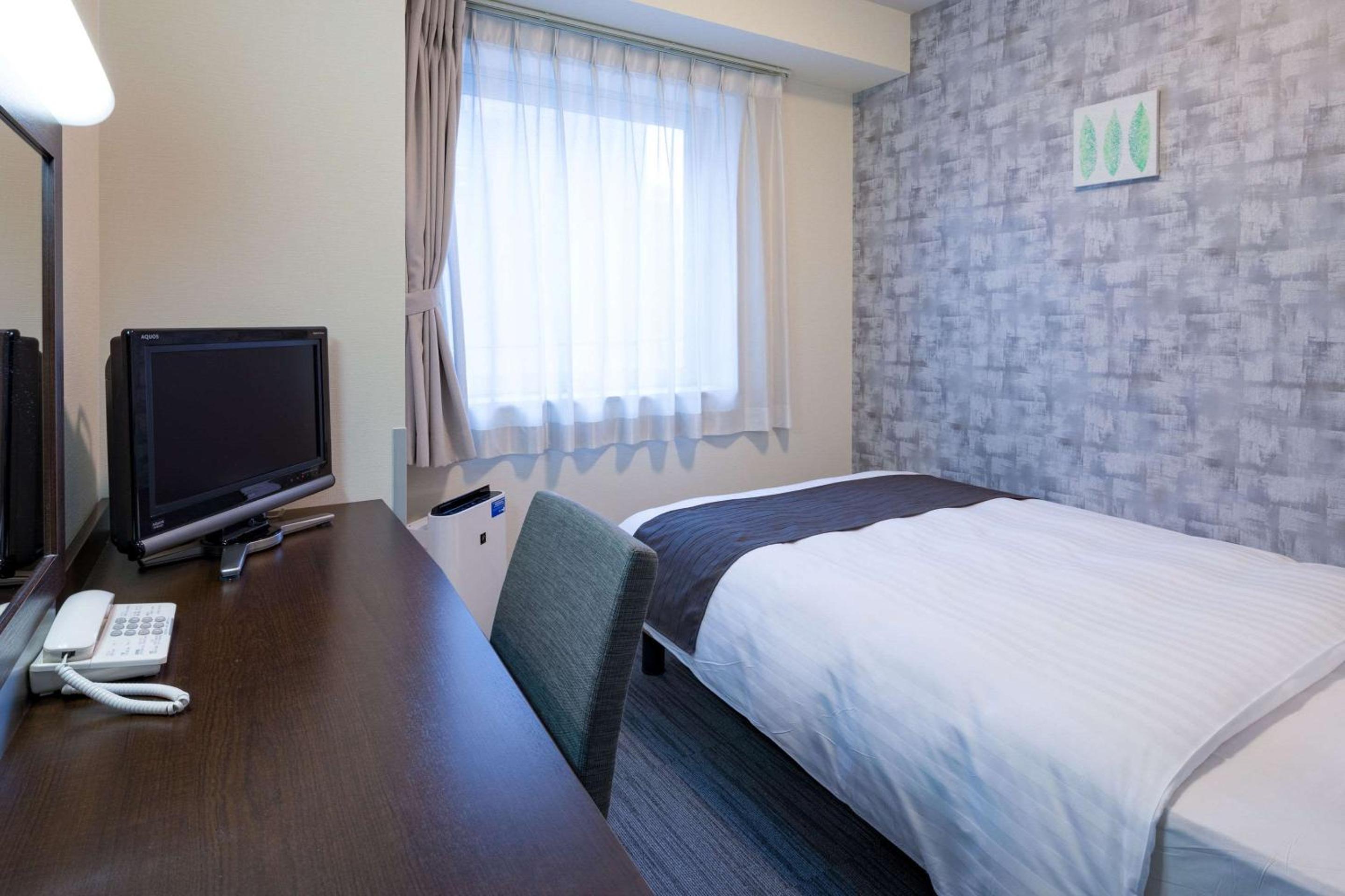 Standard Double Room - Non-Smoking - Photo 1