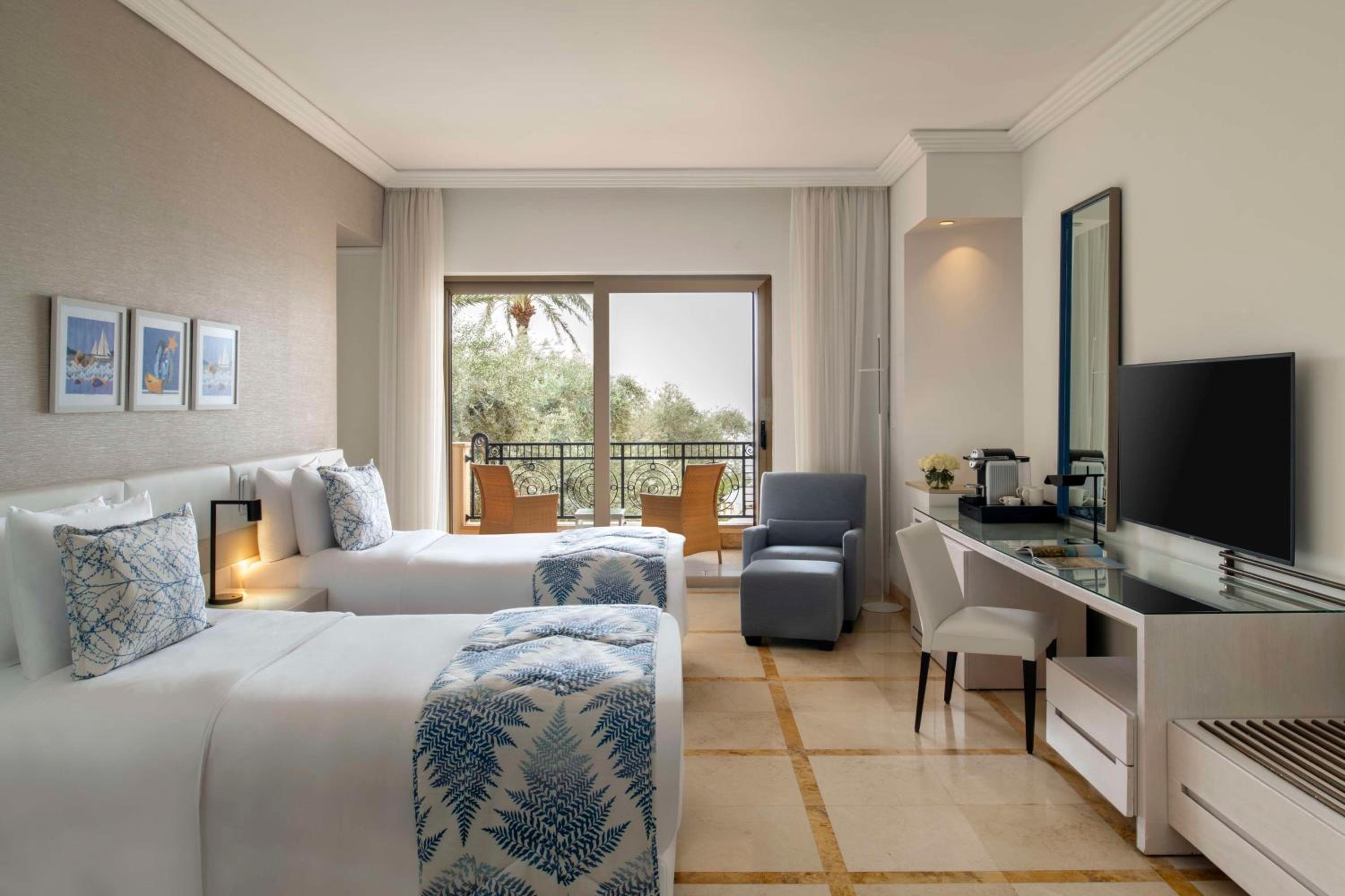 Ishtar Superior Twin Room