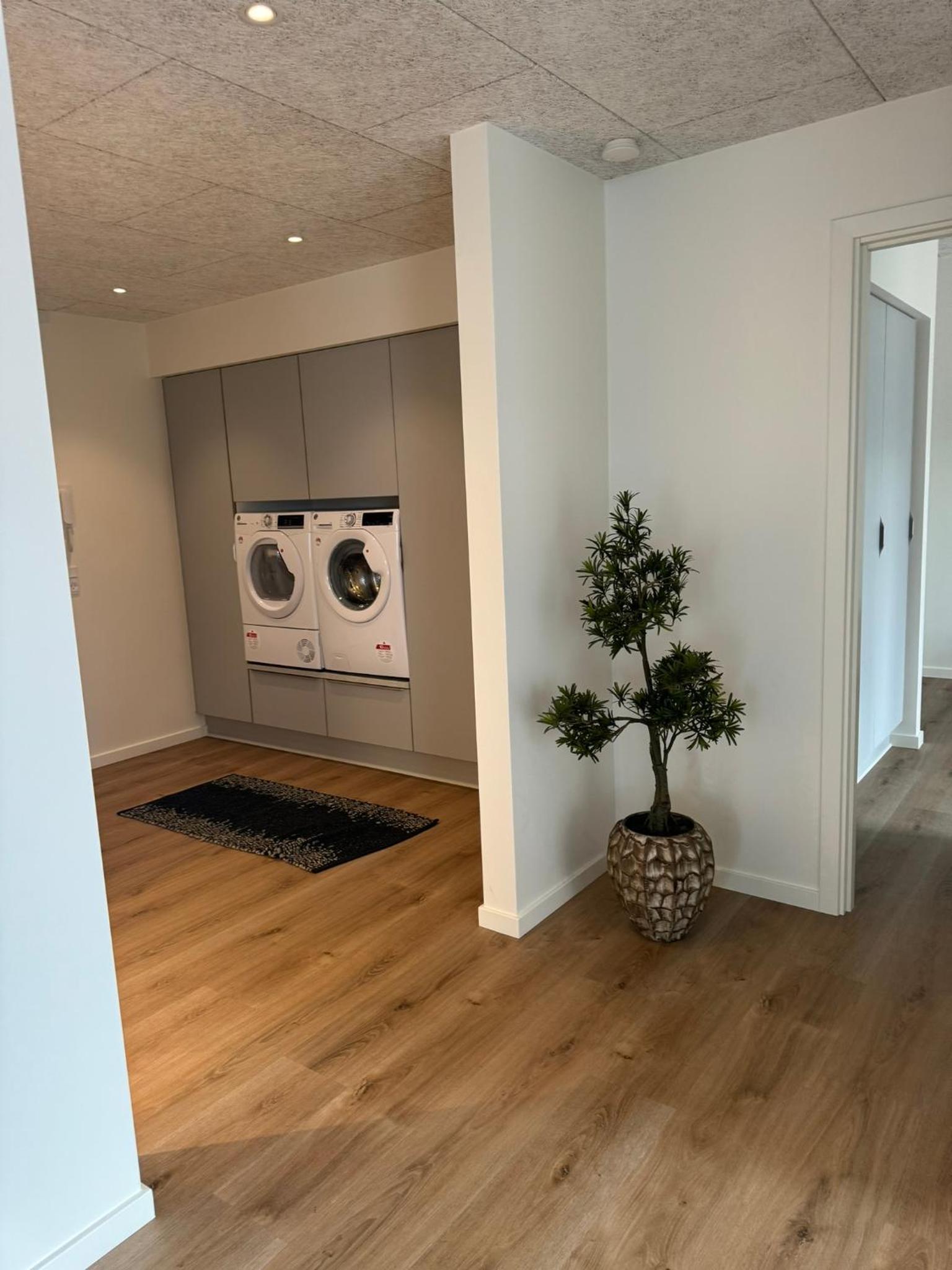 Two-Bedroom Deluxe Apartment with Harbor View