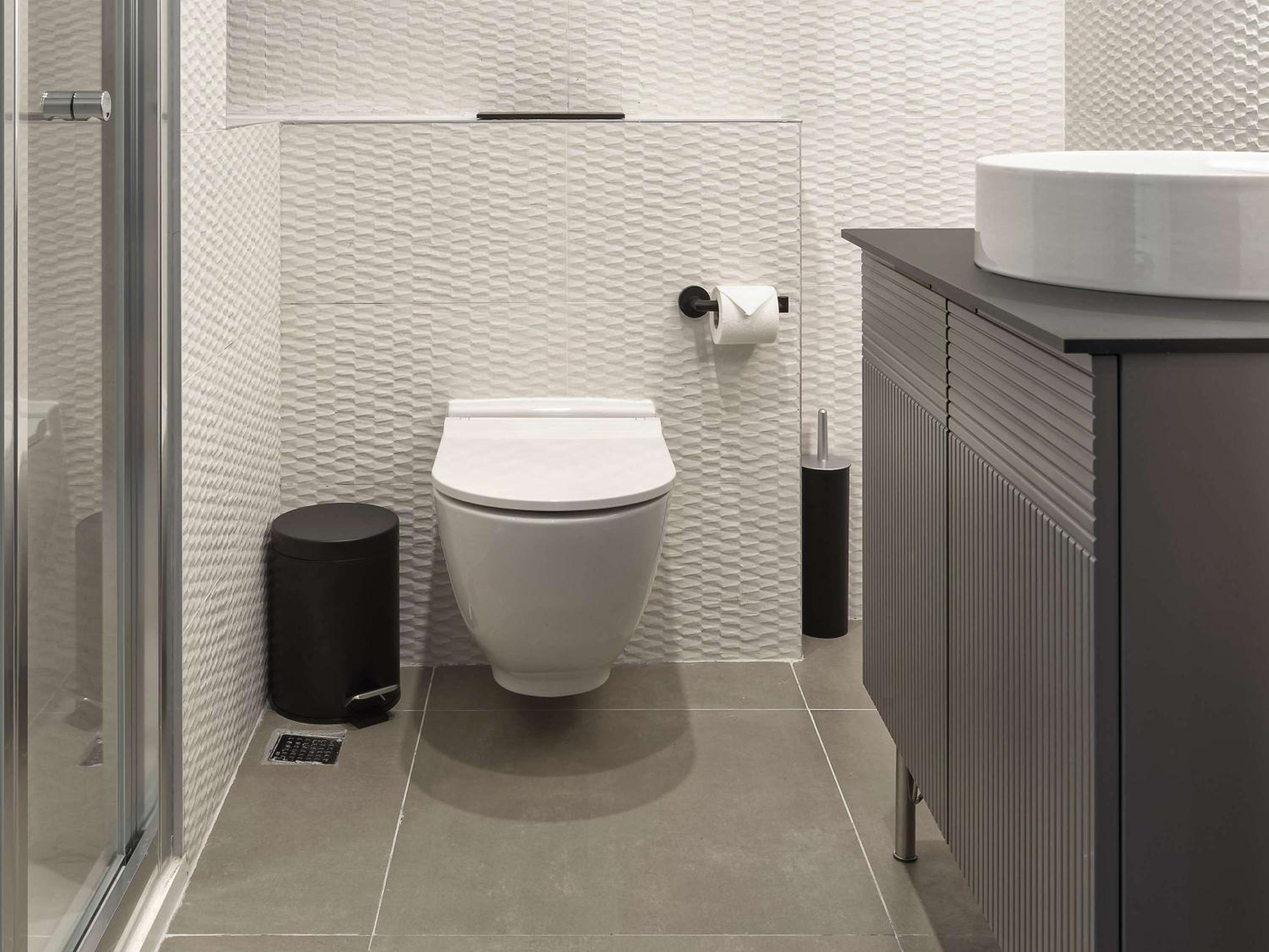 One Bedroom Apartment - Photo 6