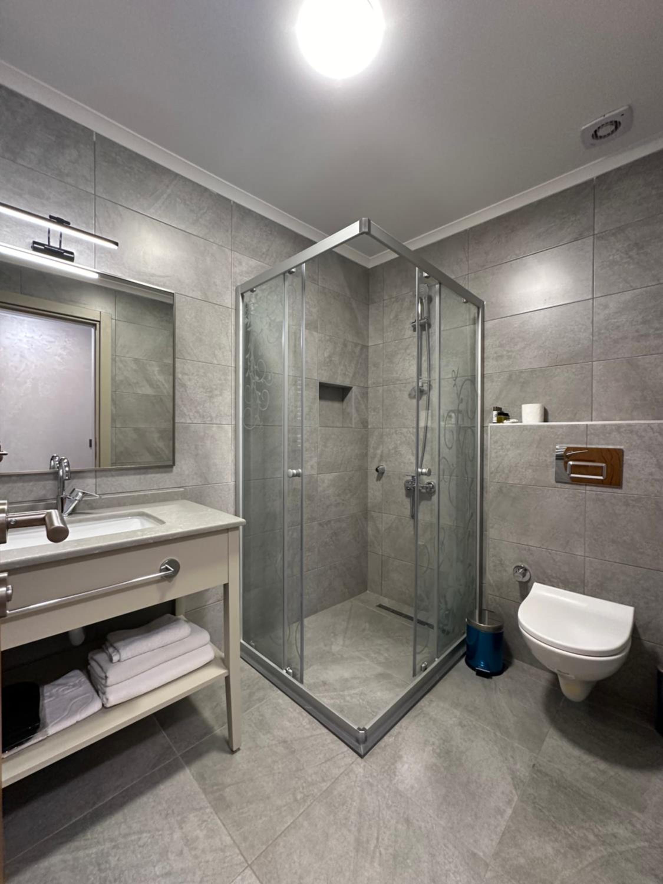 Deluxe Double Room with Balcony and Sea View photo 3