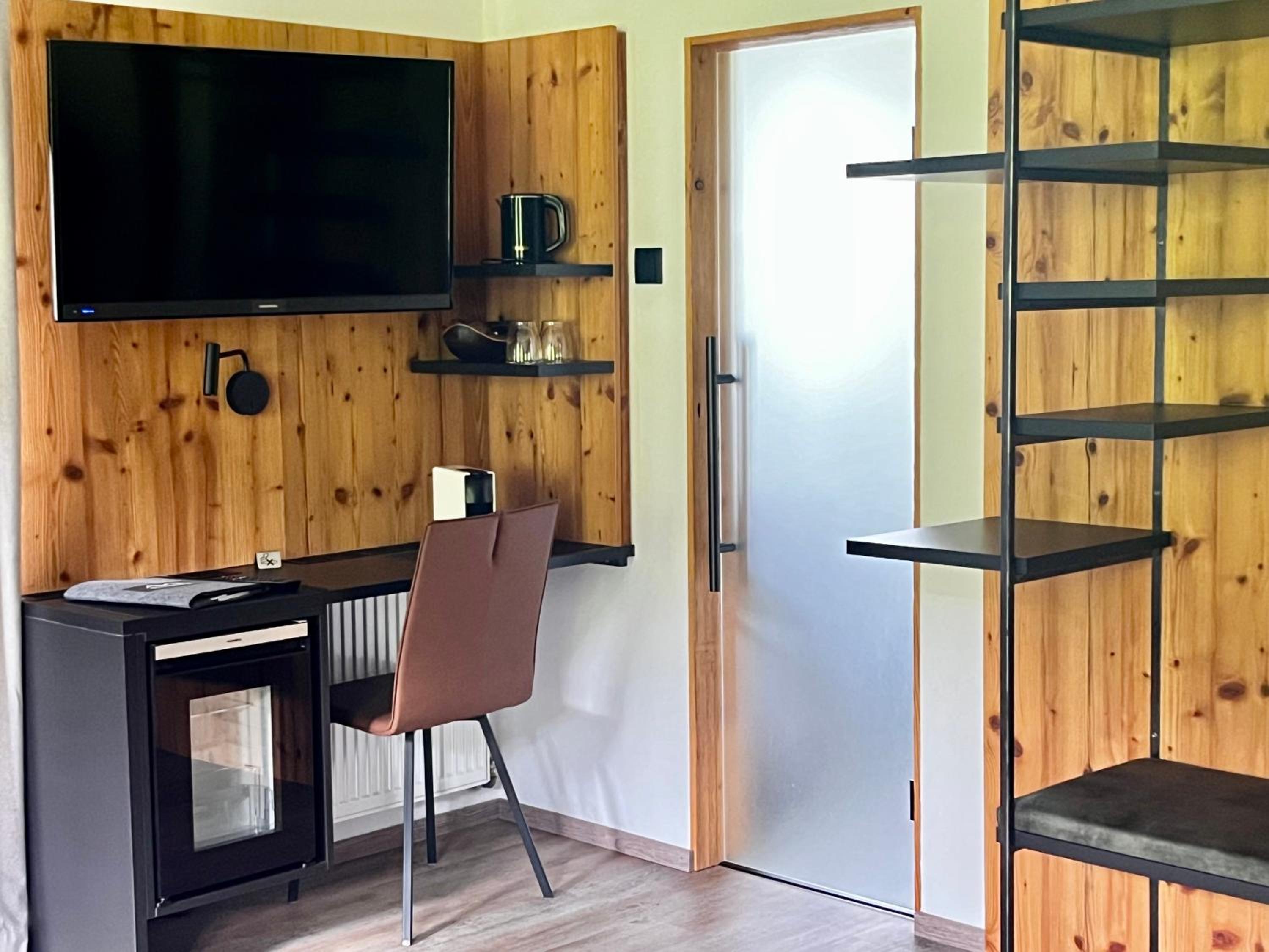 Double Room with Balcony photo 2