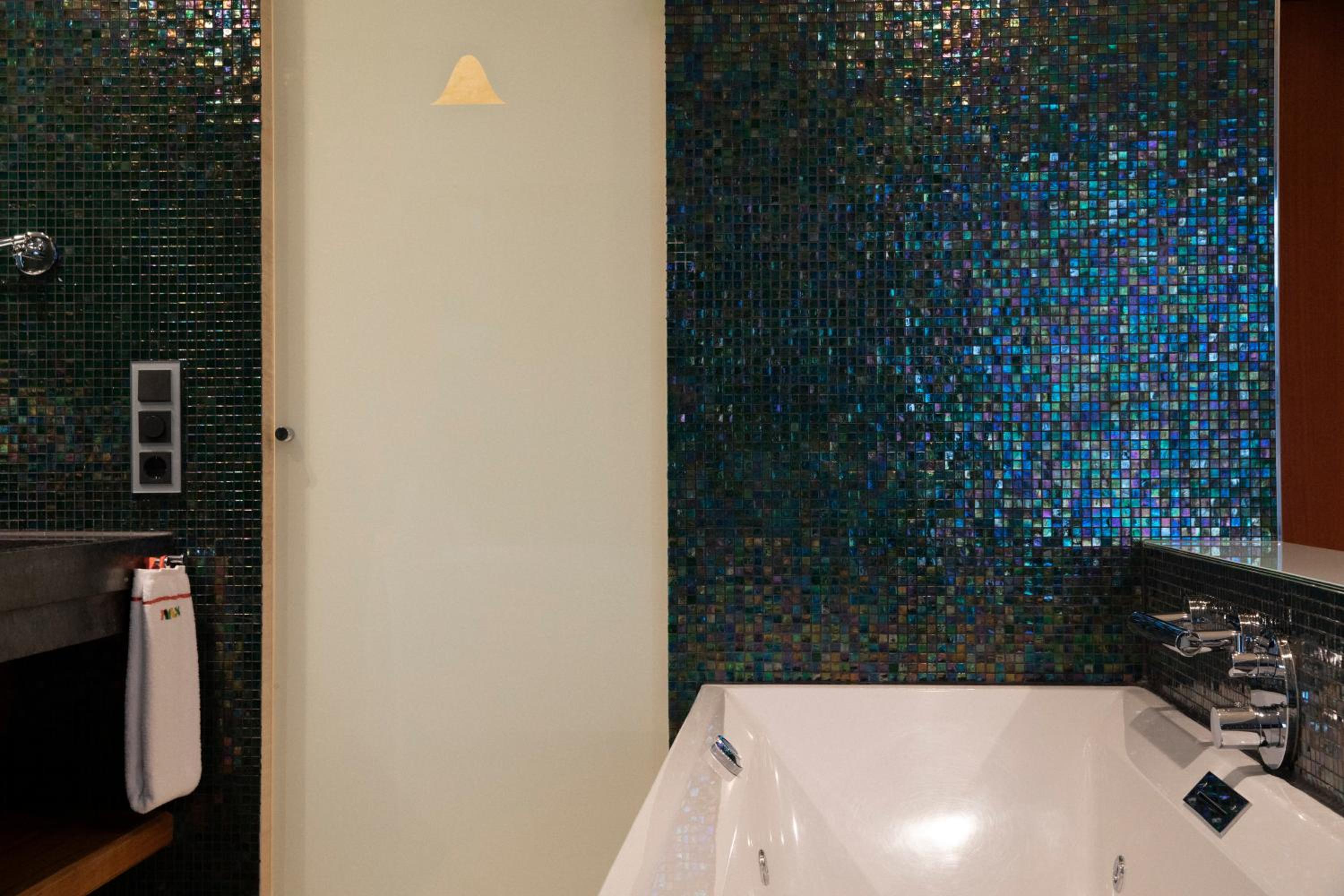 Superior Double Room with Bath - Photo 5