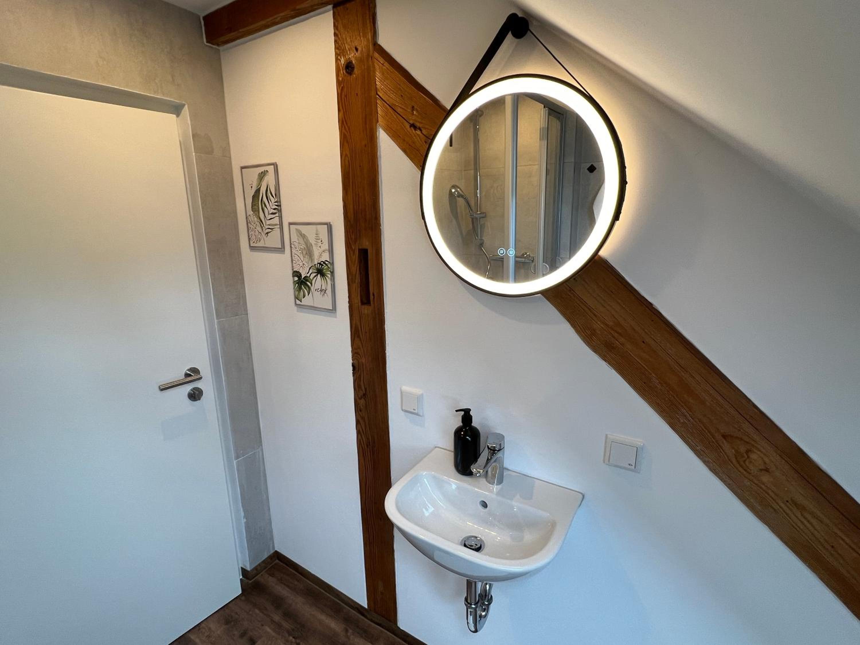 Double Room with Private External Bathroom photo 3