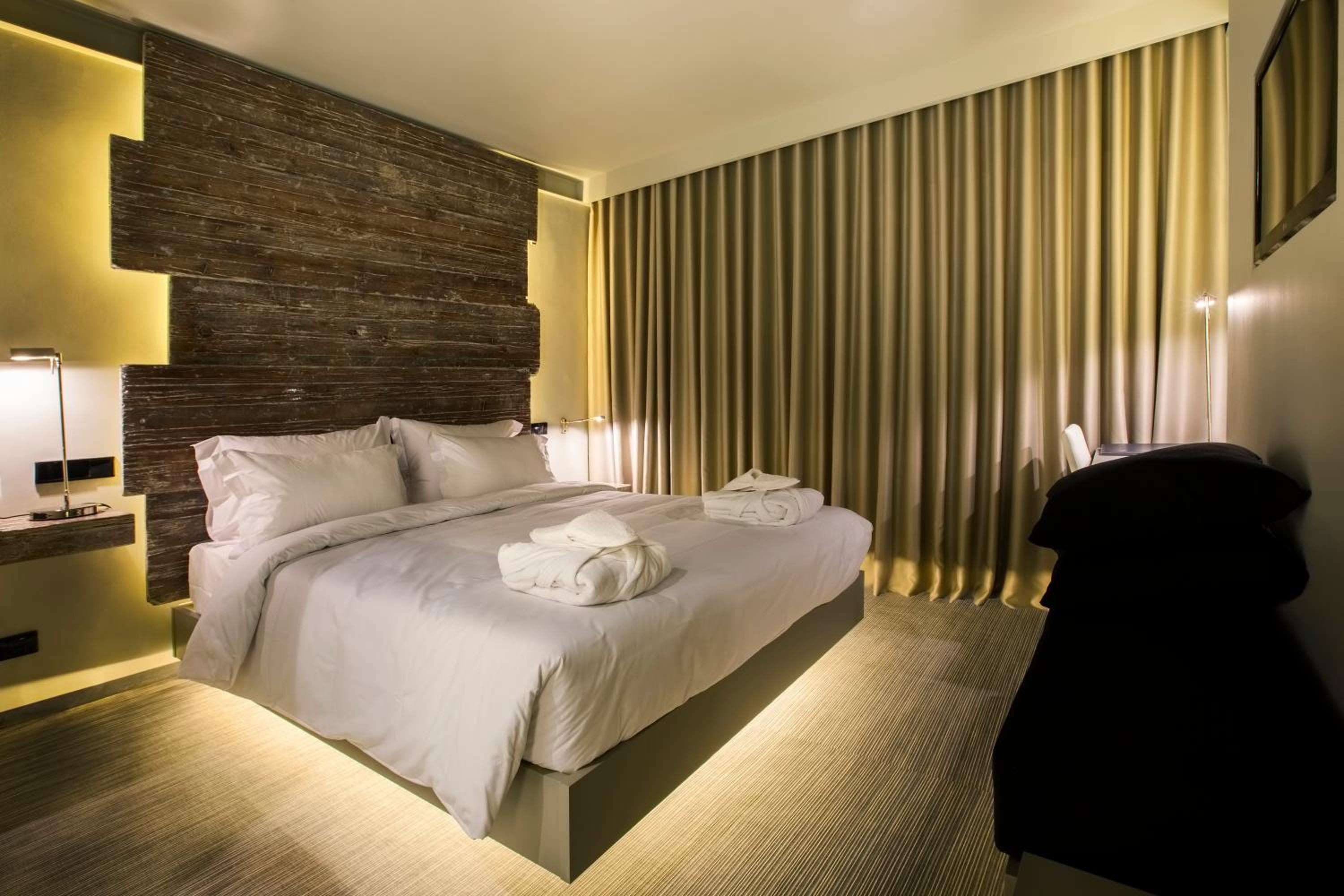 Classic Double Room - Photo 3