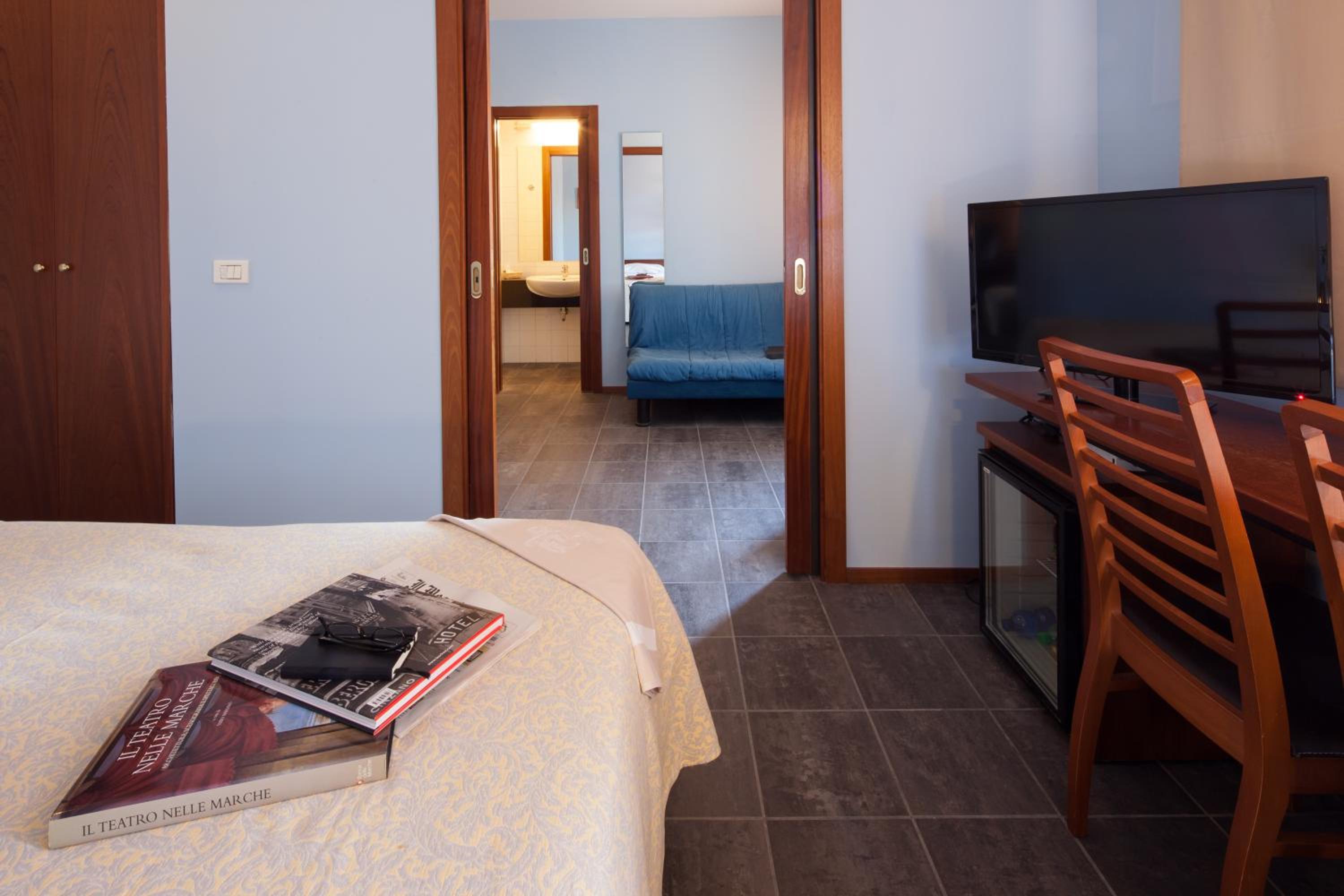 Superior Double or Twin Room - Photo 1