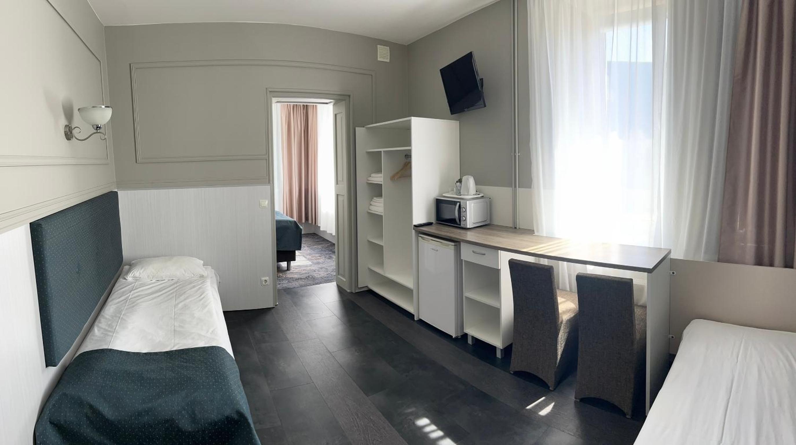 Superior Quadruple Room - Photo 5