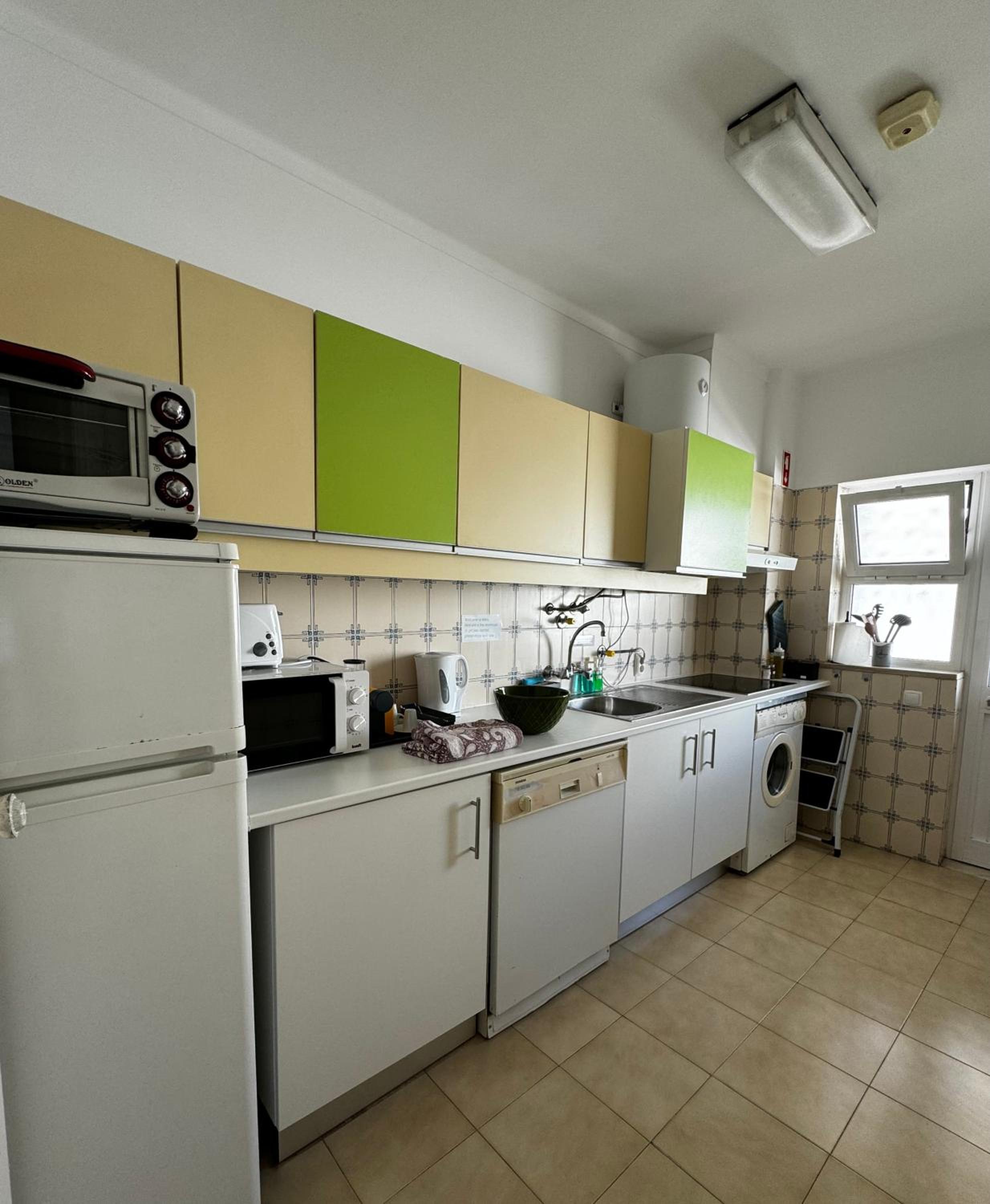 One-Bedroom Apartment - Photo 10
