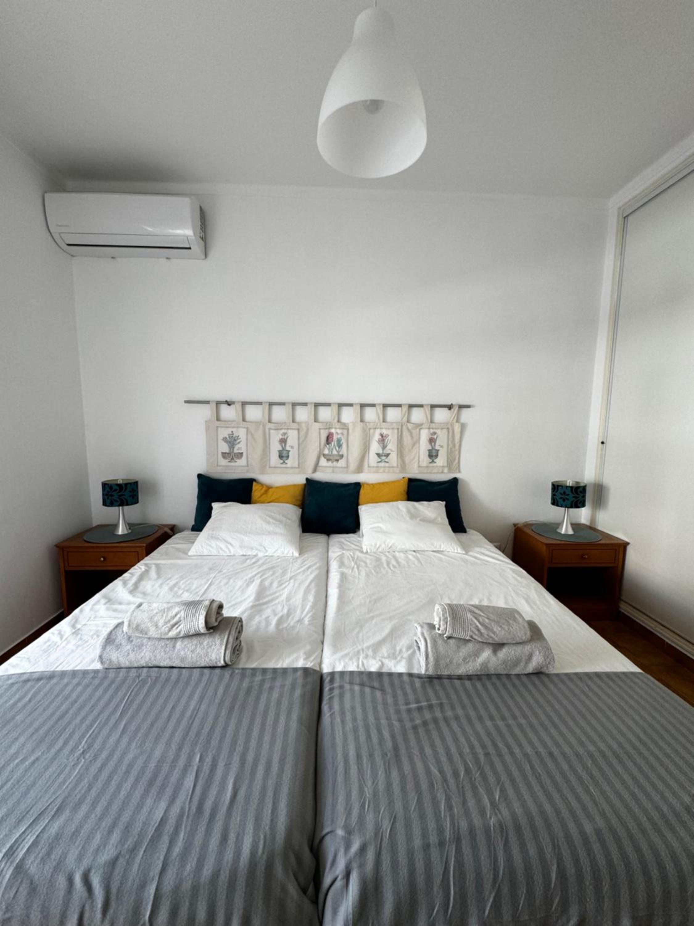 One-Bedroom Apartment - Photo 5