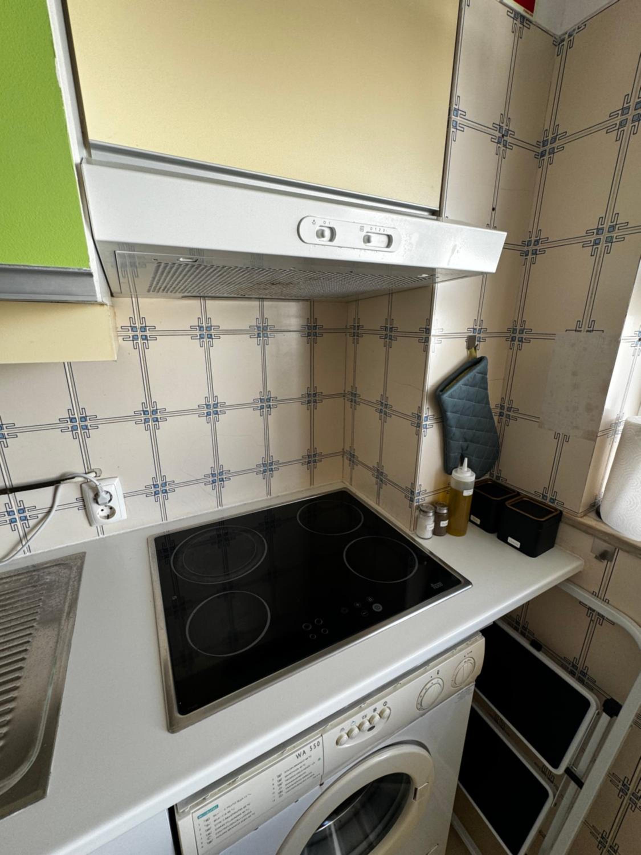 One-Bedroom Apartment - Photo 6