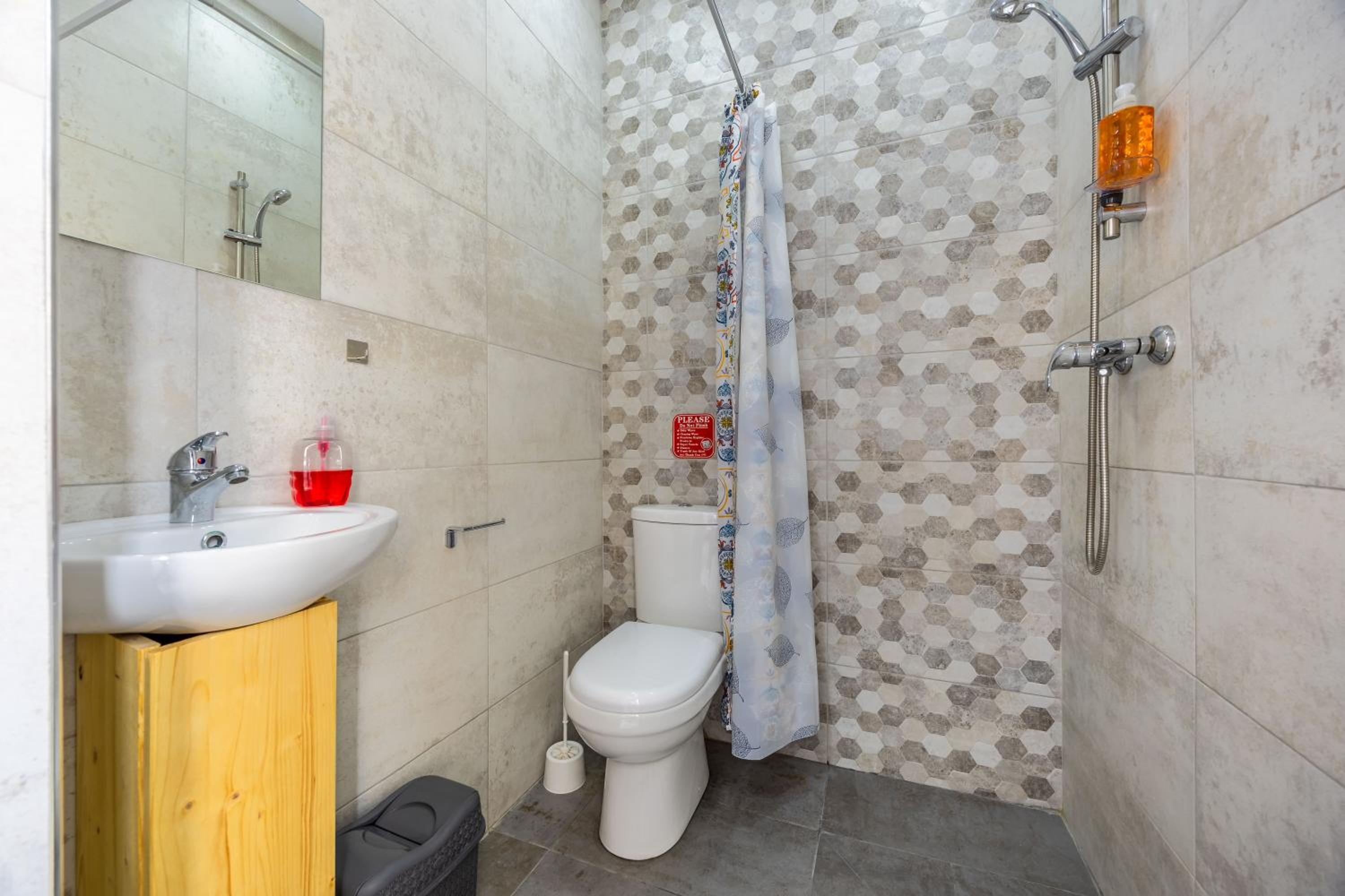 Four-Bedroom Vacation Home photo 3