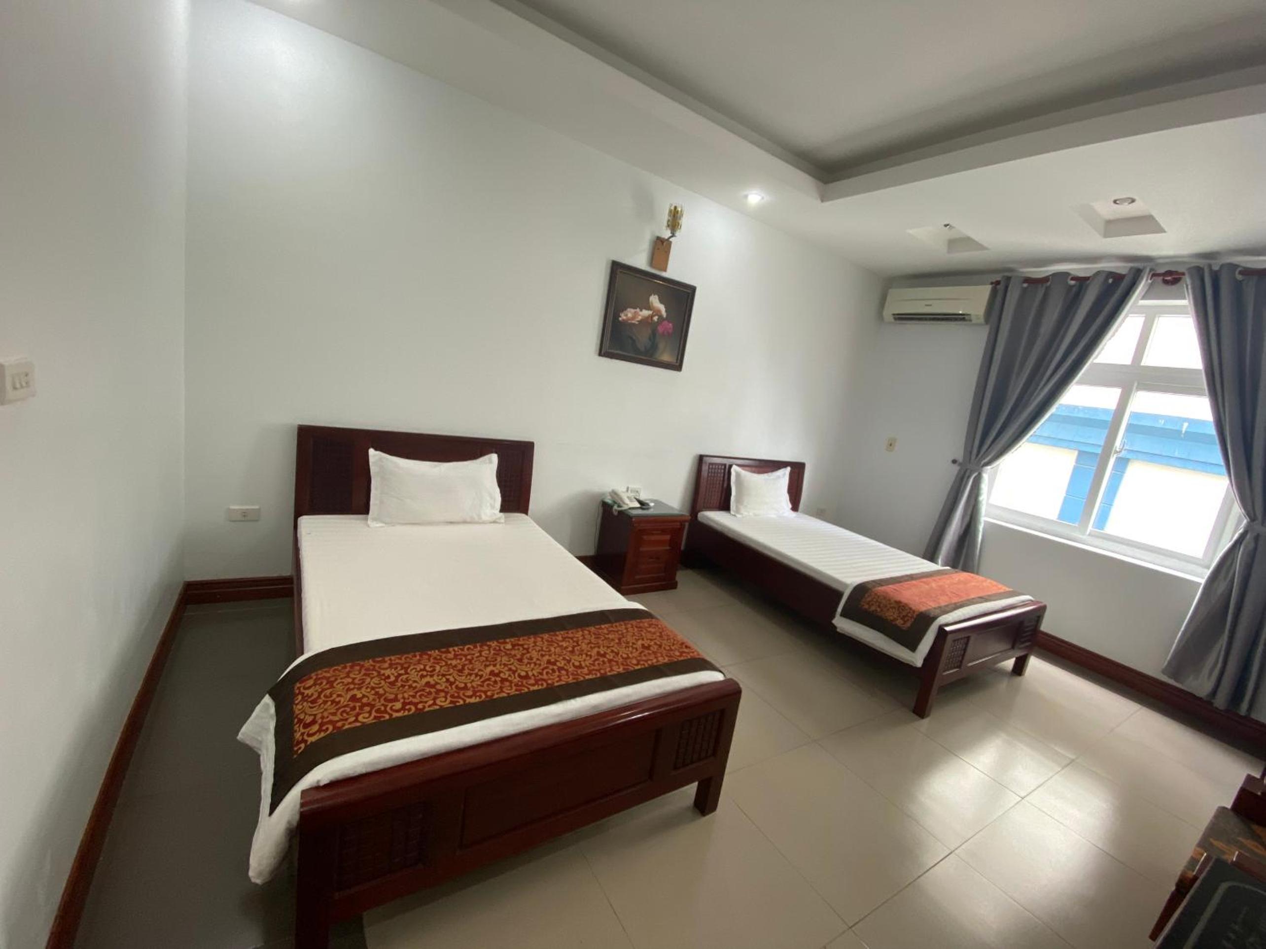 Twin Room - Photo 1