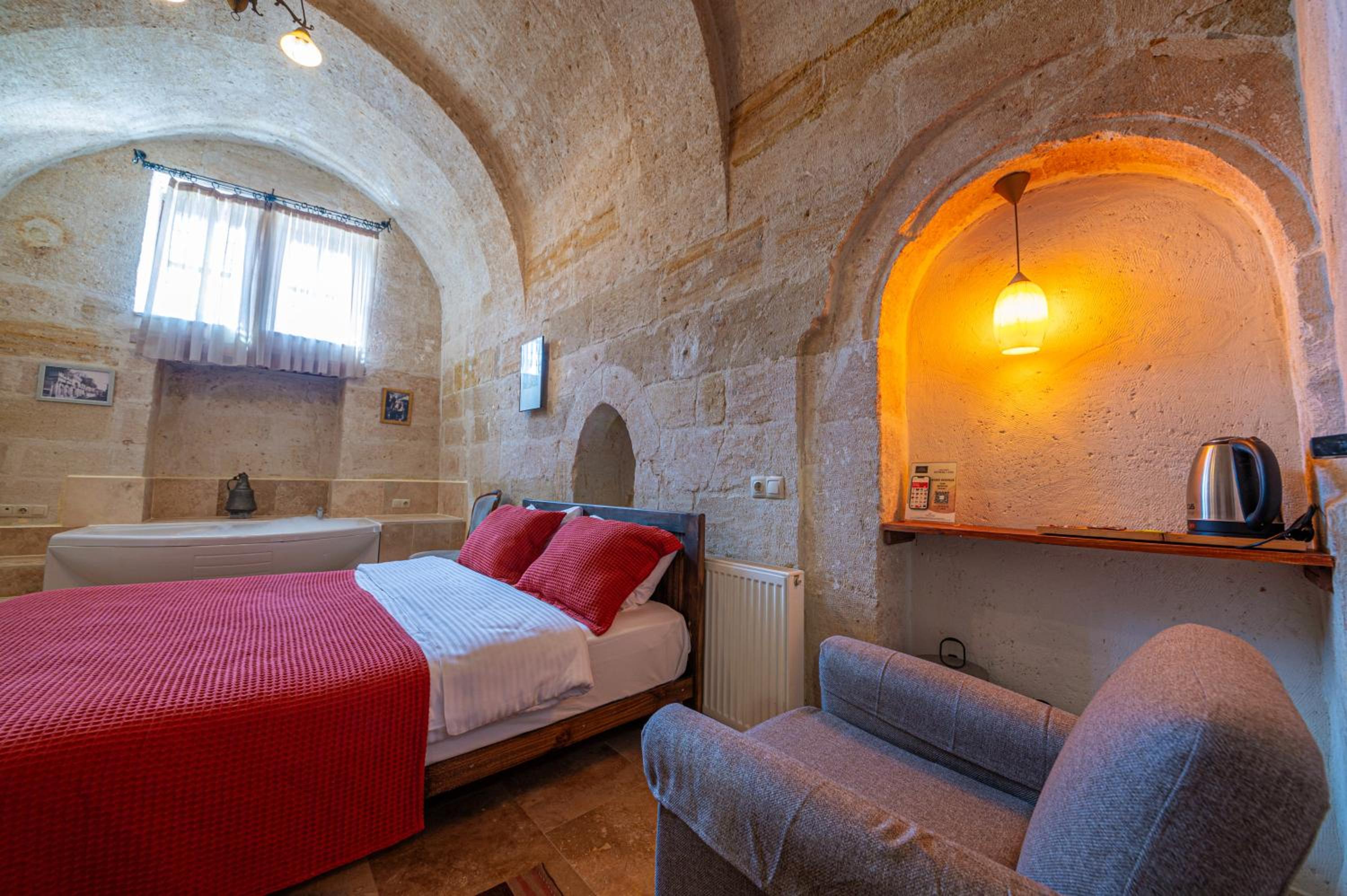 Deluxe Double Room - Photo 1
