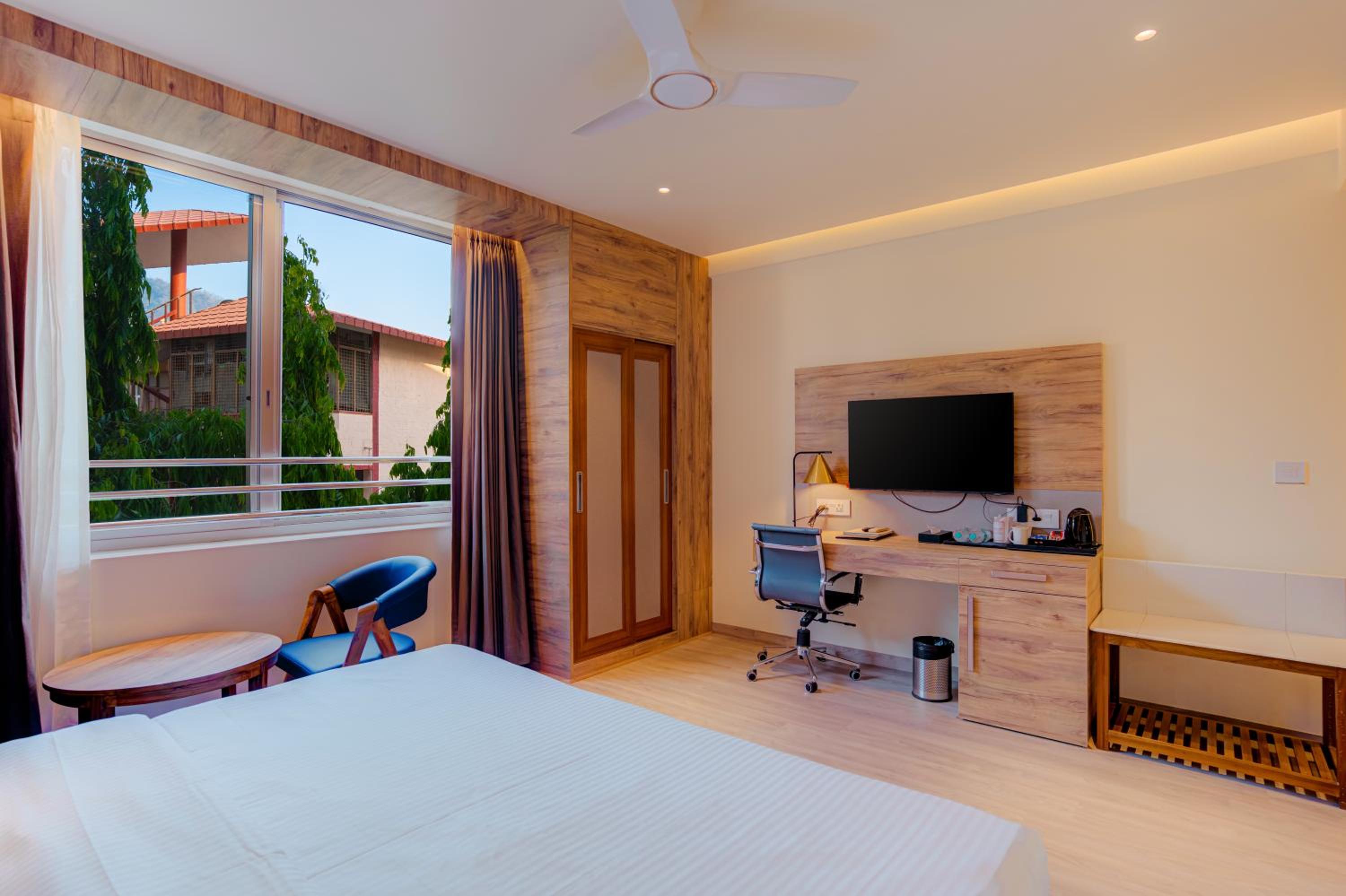 Standard Double Room photo 2