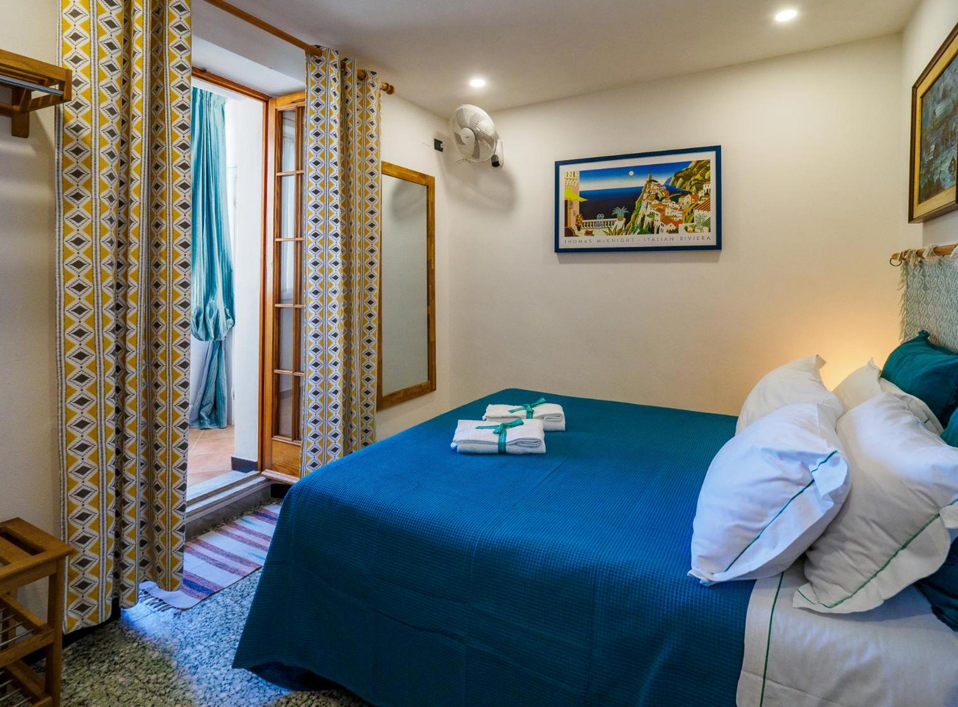 Double Room with Sea View - Photo 8