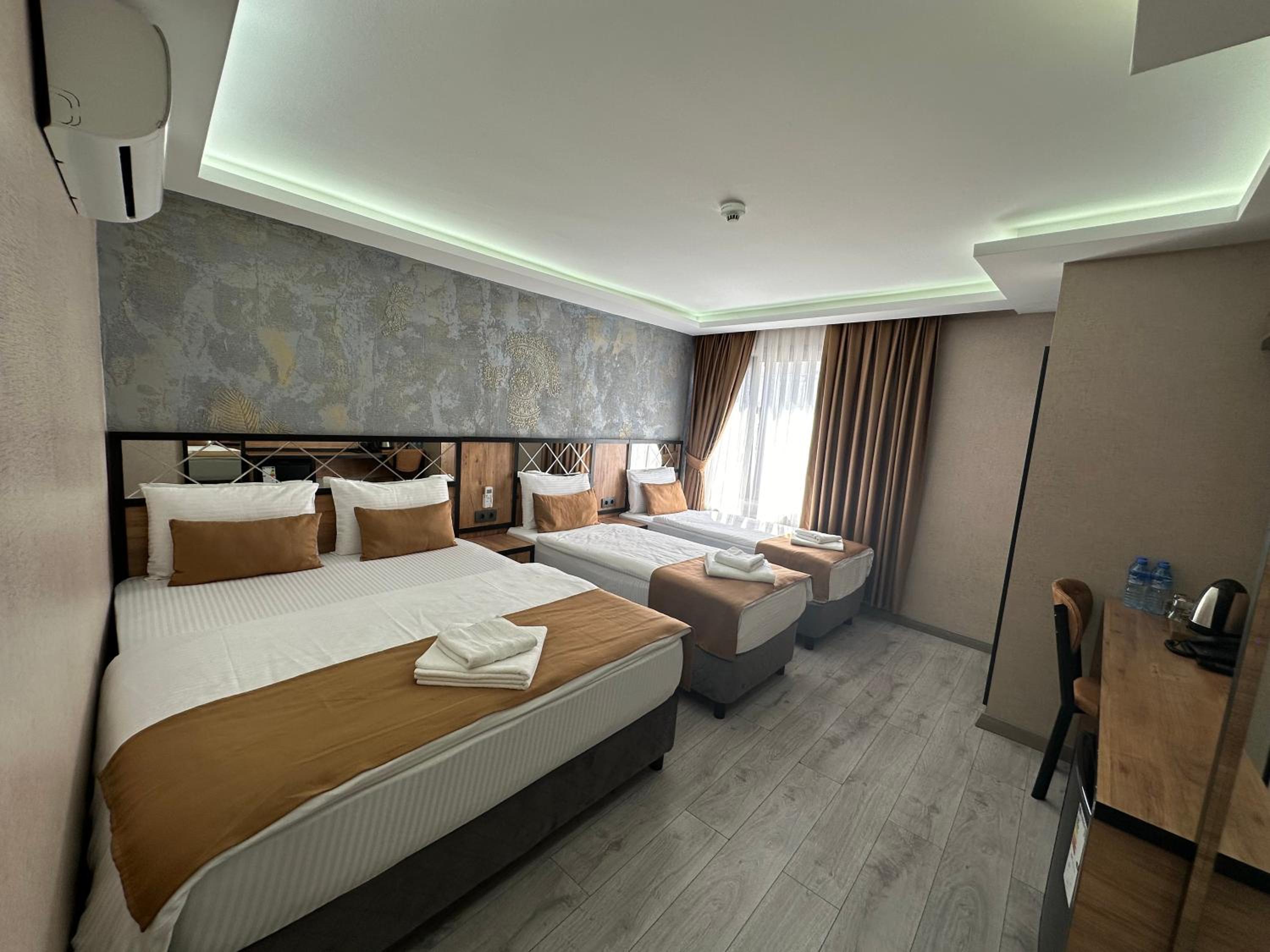 Quadruple Room photo 1