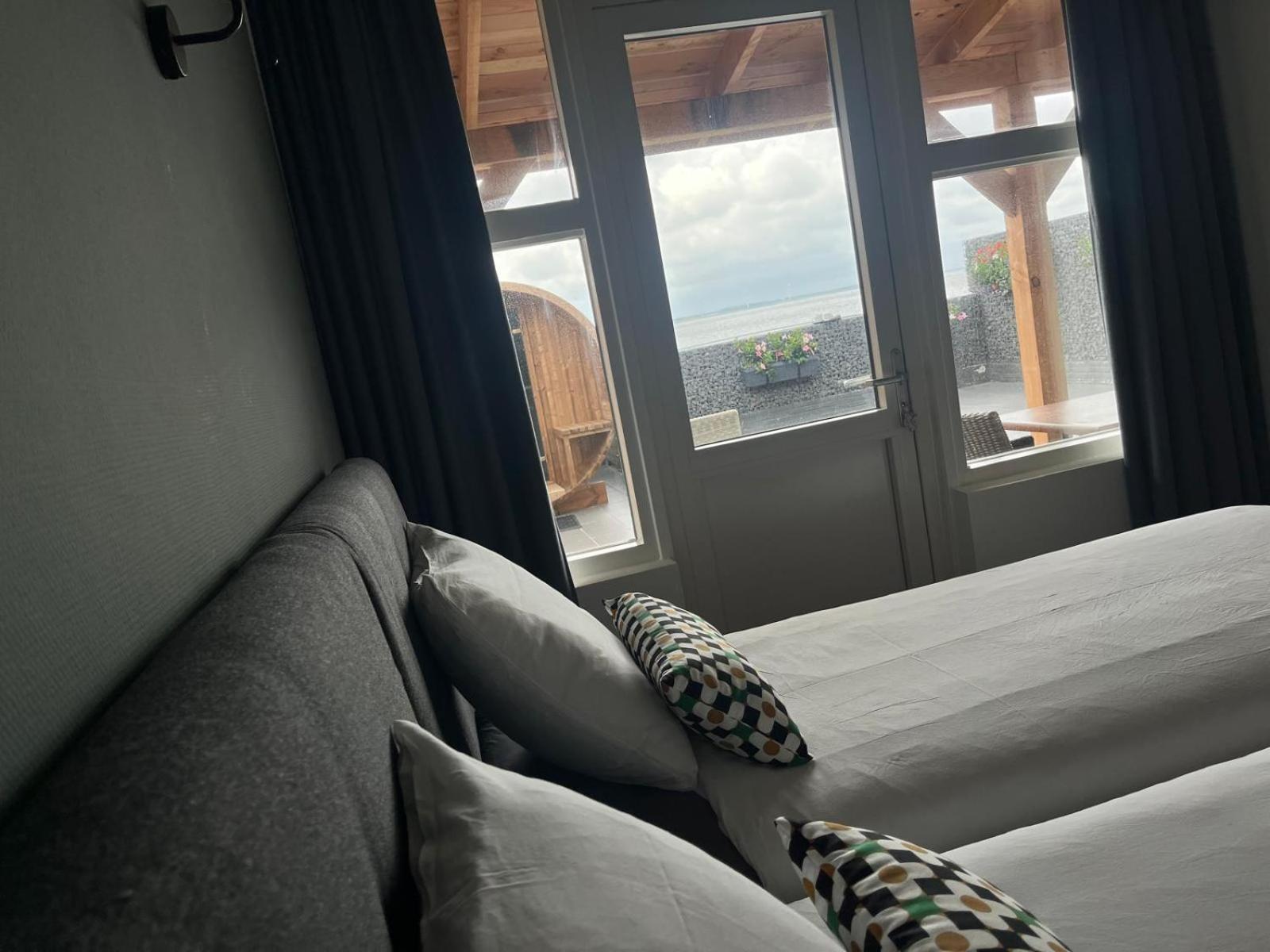 Studio Apartment with Sea View - Photo 19