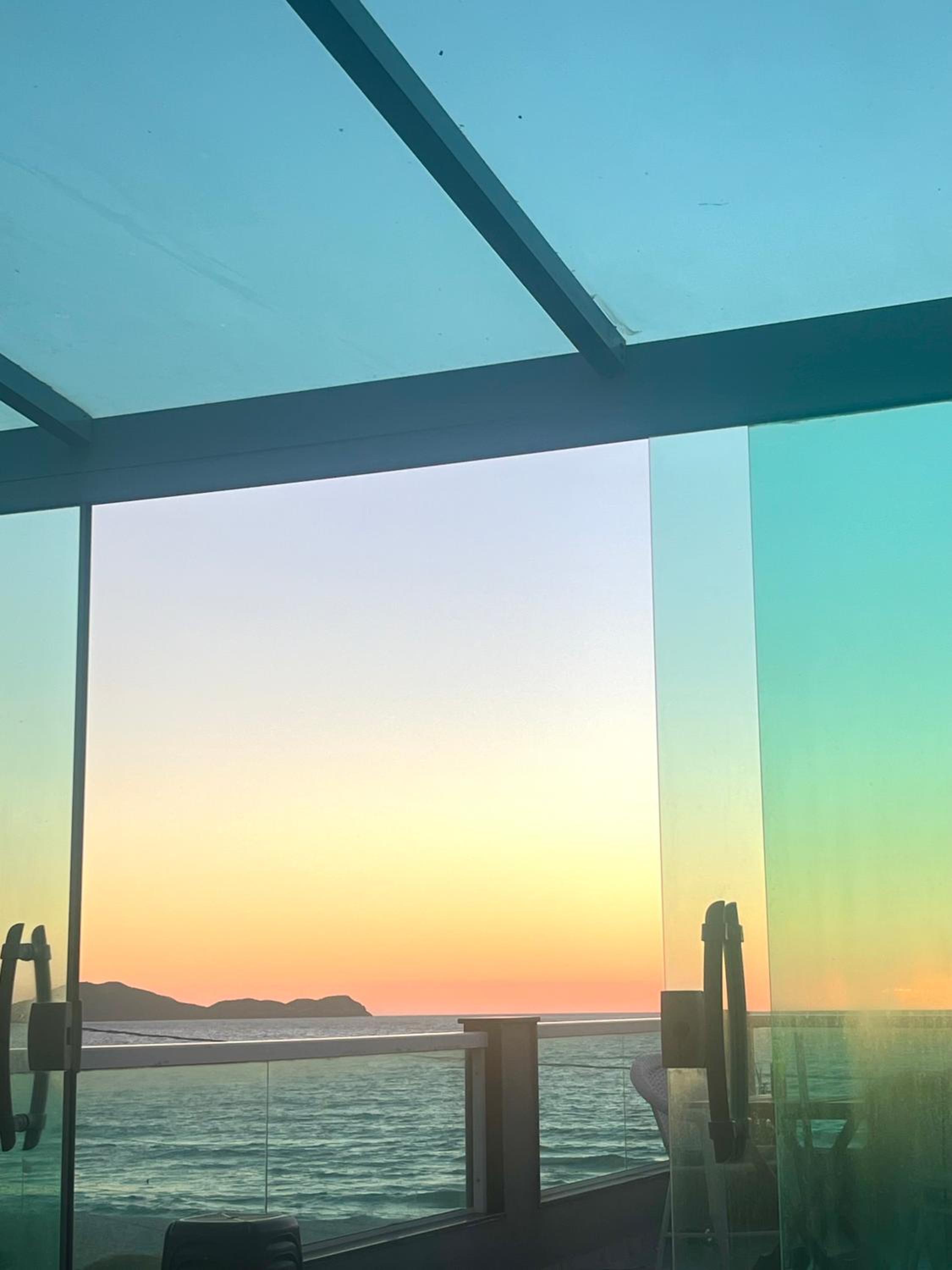 Family Room with Sea View photo 3