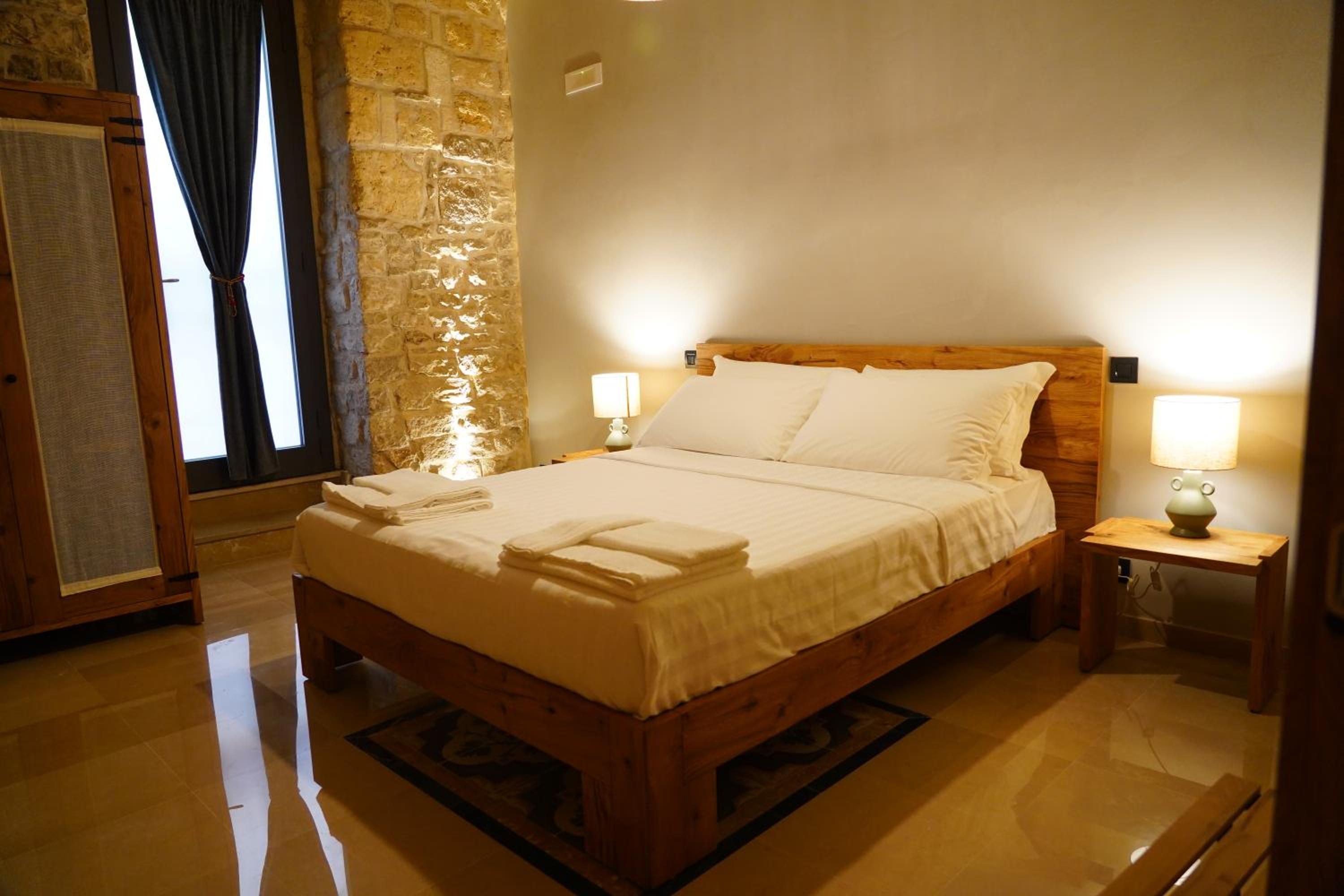 Deluxe Family Suite photo 3