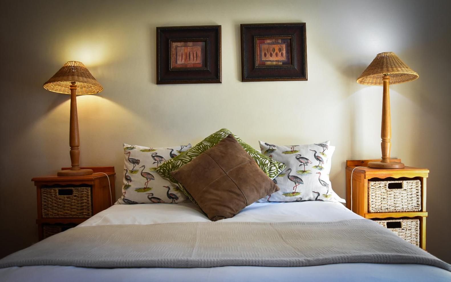 Double Room with Garden View - Photo 6