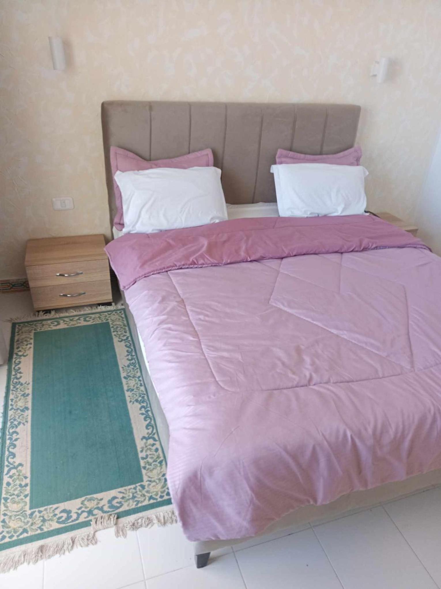 Double Room - Photo 5