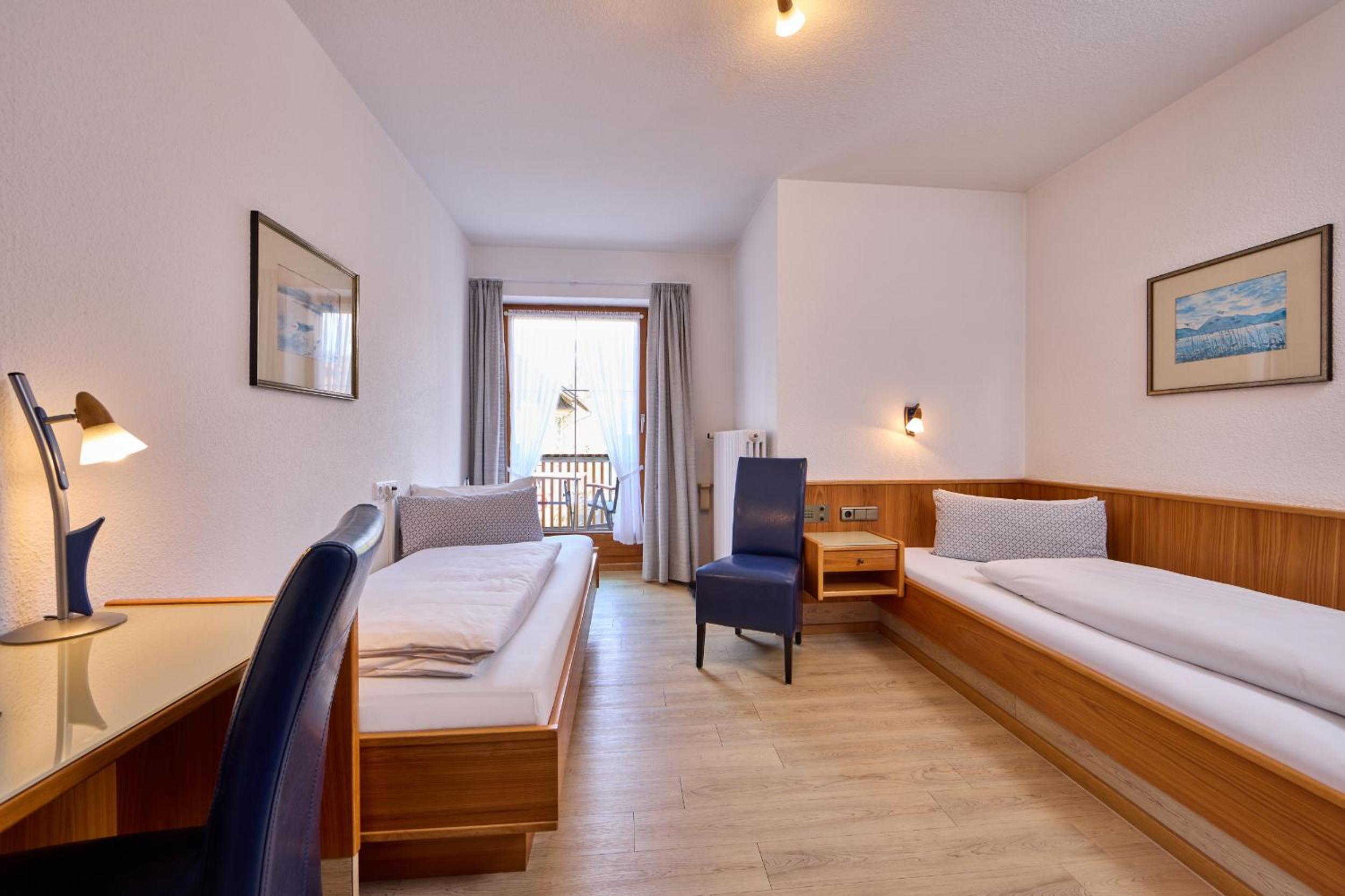 Twin Room (1-2 Adults) photo 2