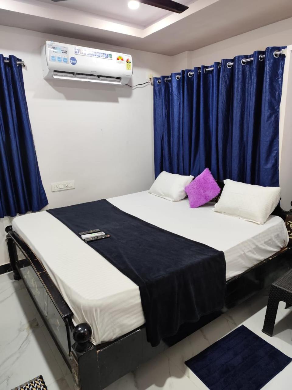 Standard Double Room photo 2