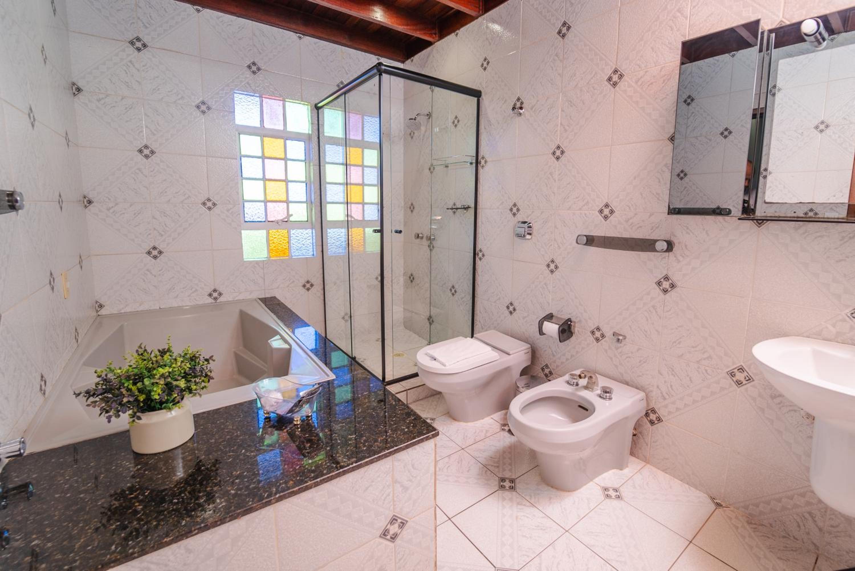 Deluxe Suite photo 3