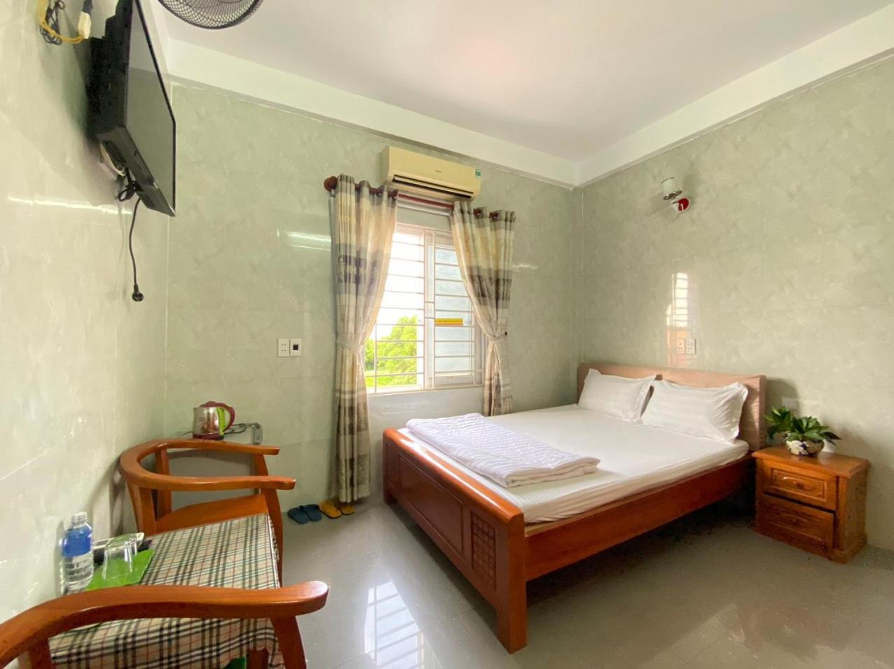 Budget Double Room photo 2