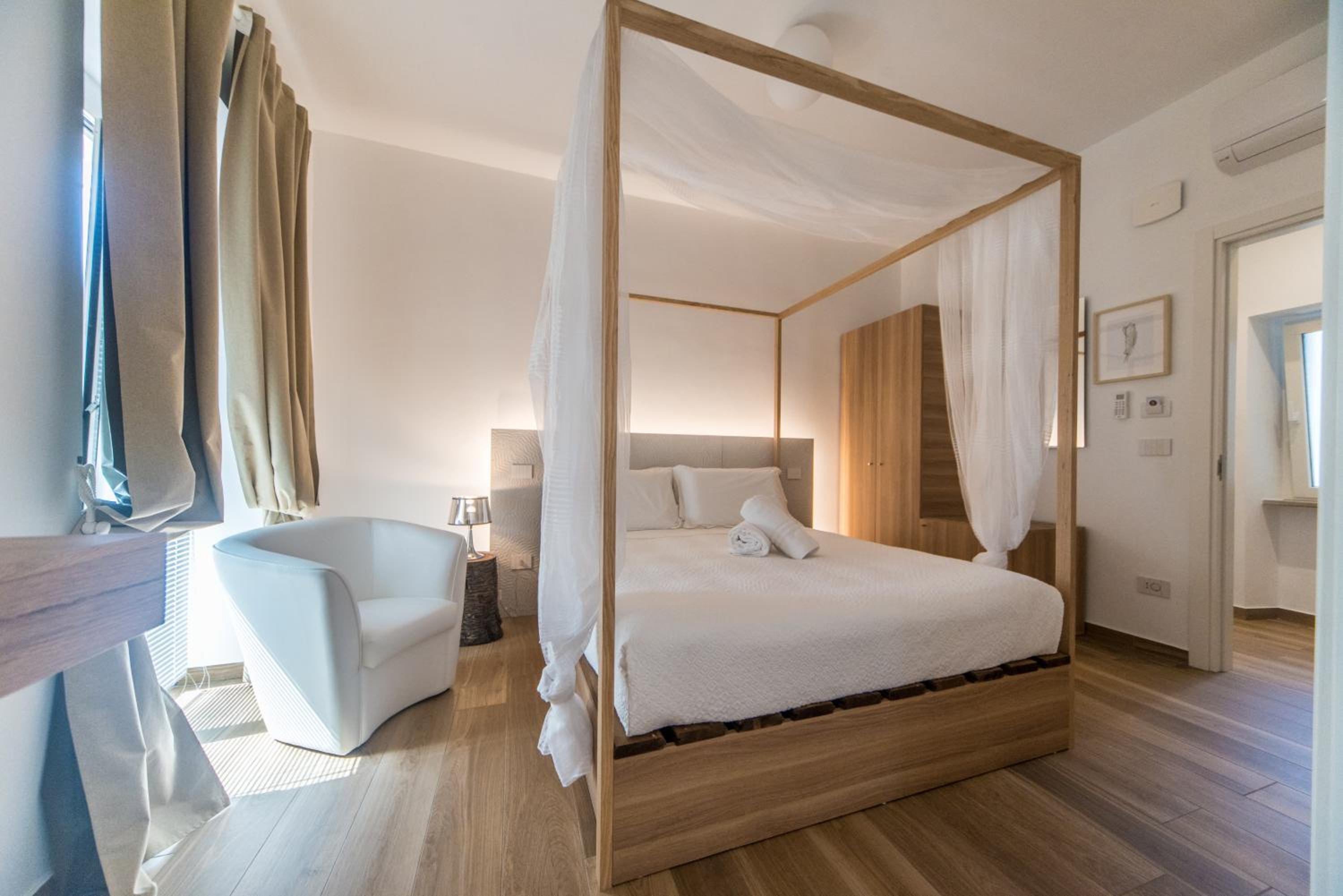 Double Room with Private Bathroom photo 3