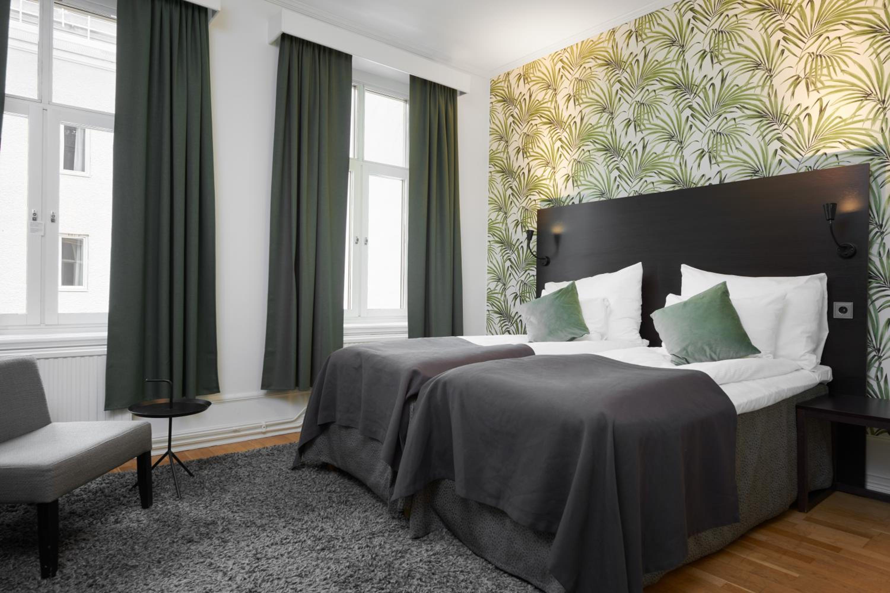 Deluxe Double or Twin Room - Photo 1