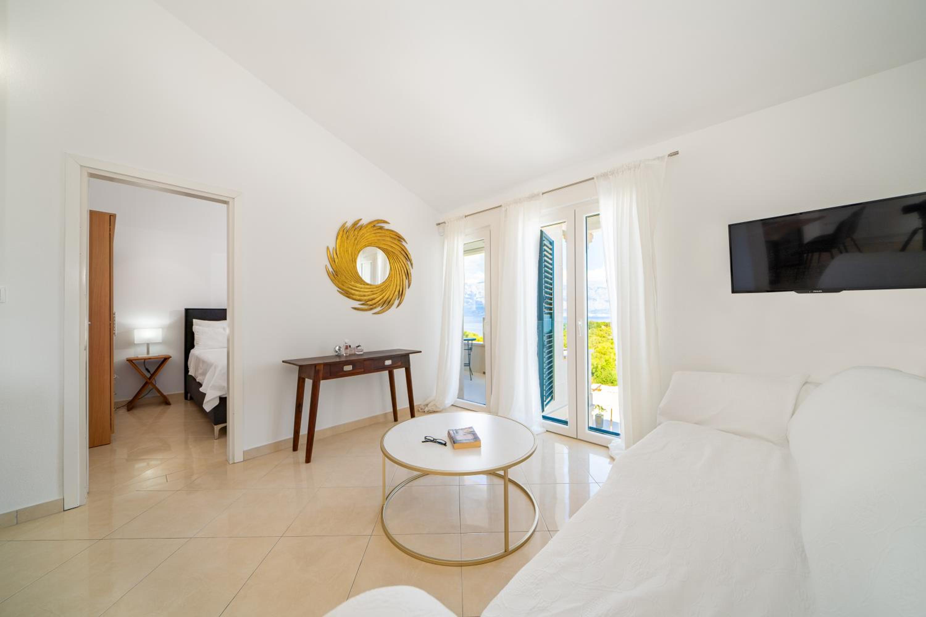 Superior Apartment photo 1