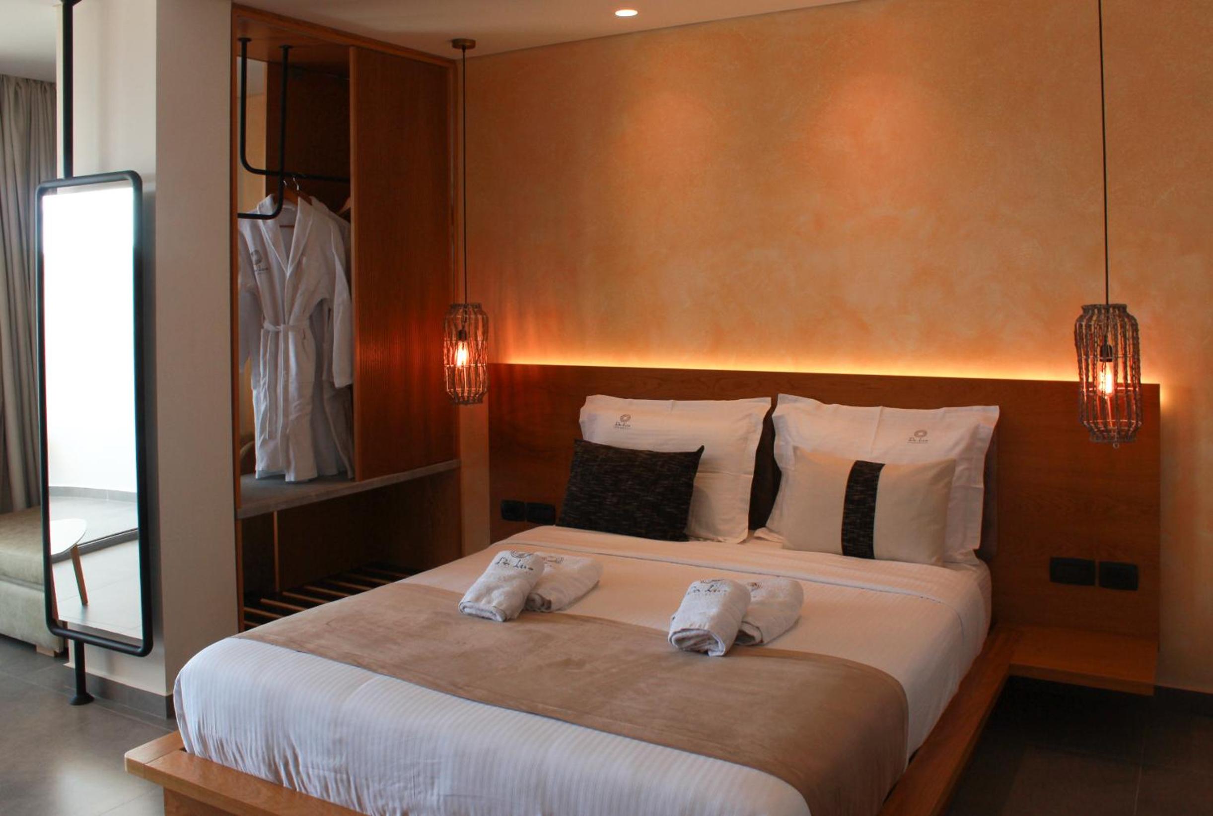 Deluxe Triple Room with Sea View